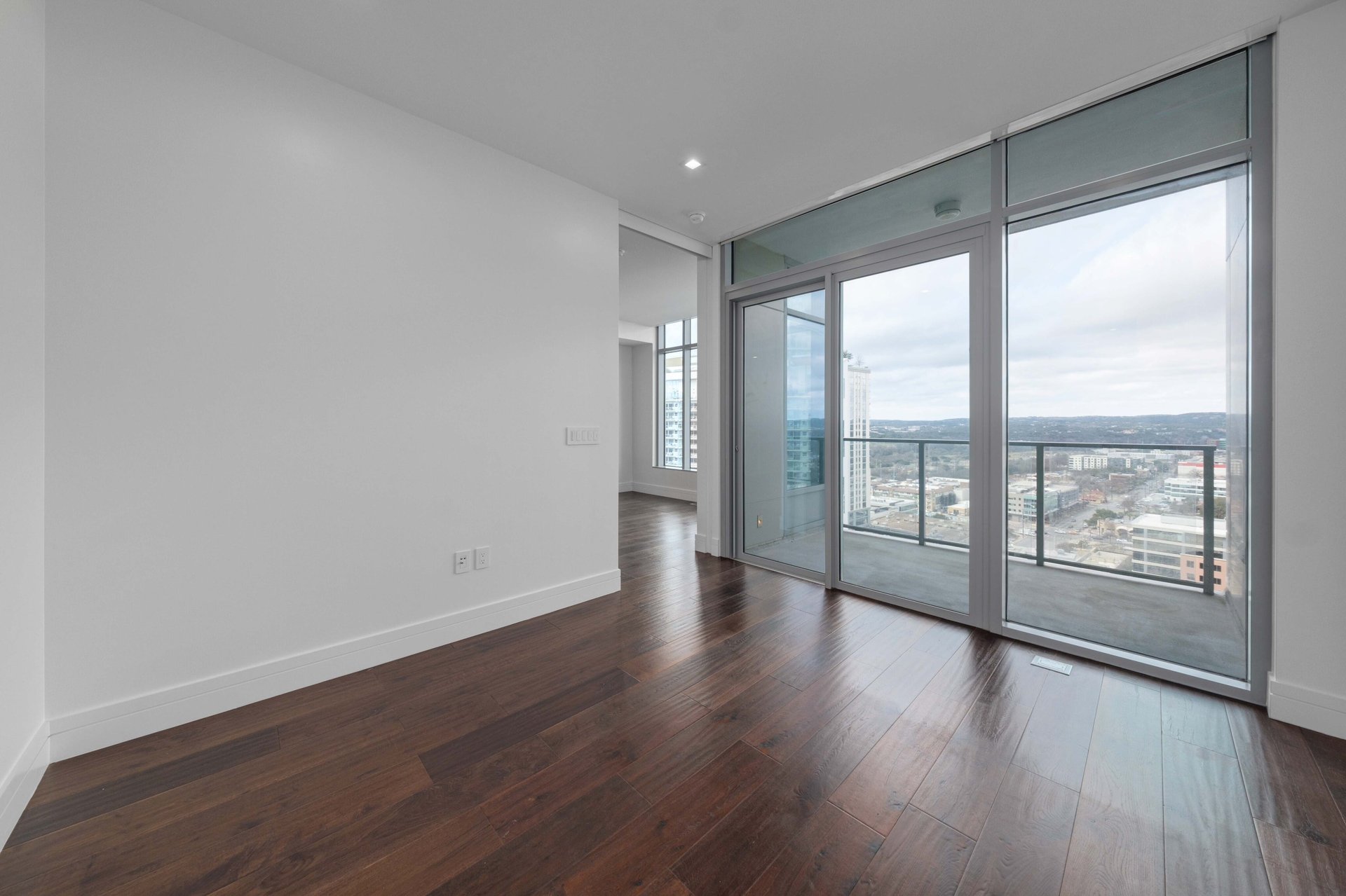 501 West Ave #2302