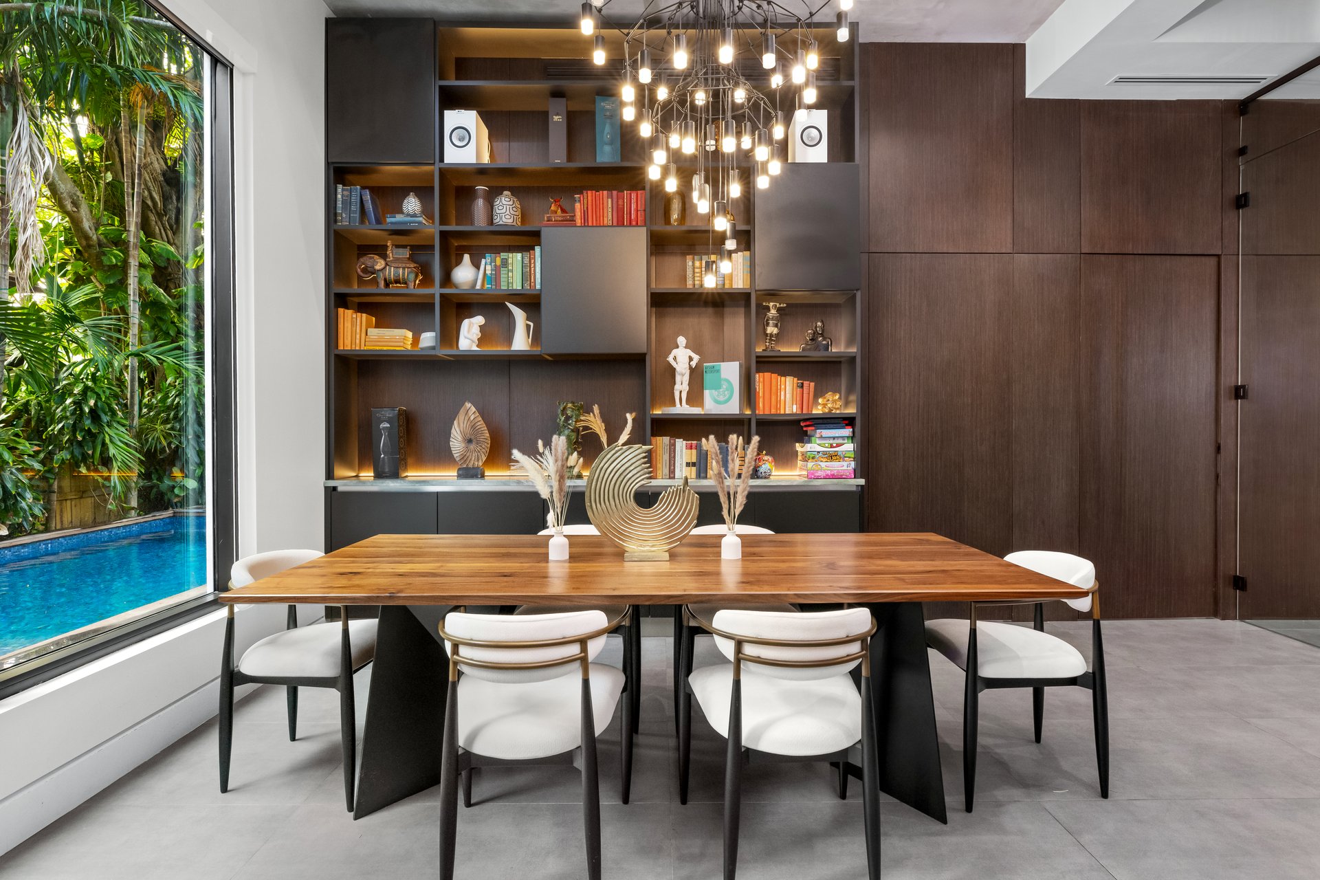 Spring Garden | Modern Luxury