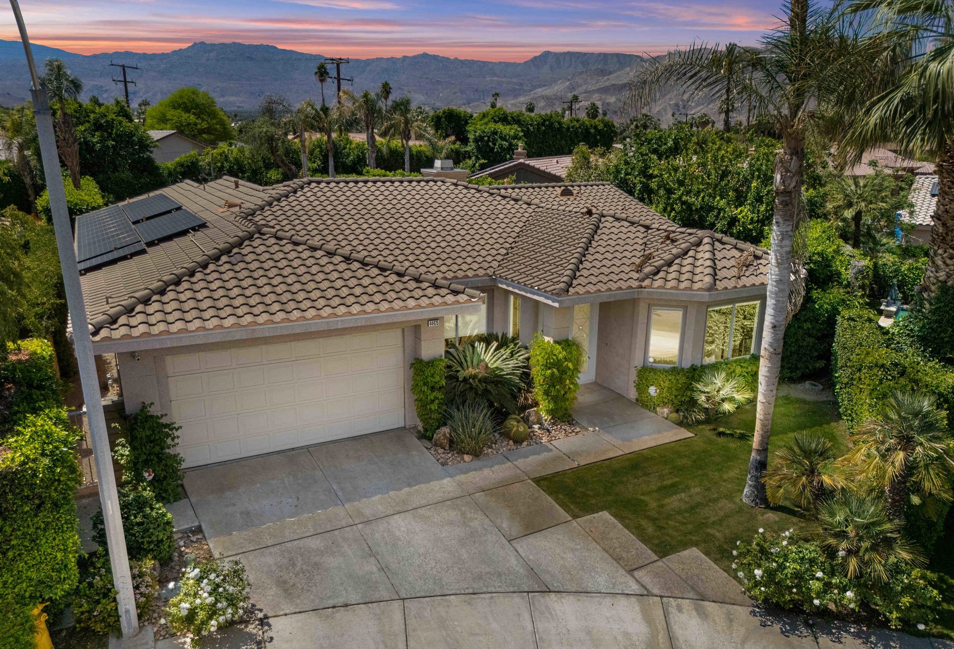 44475 Grand Canyon Ln
