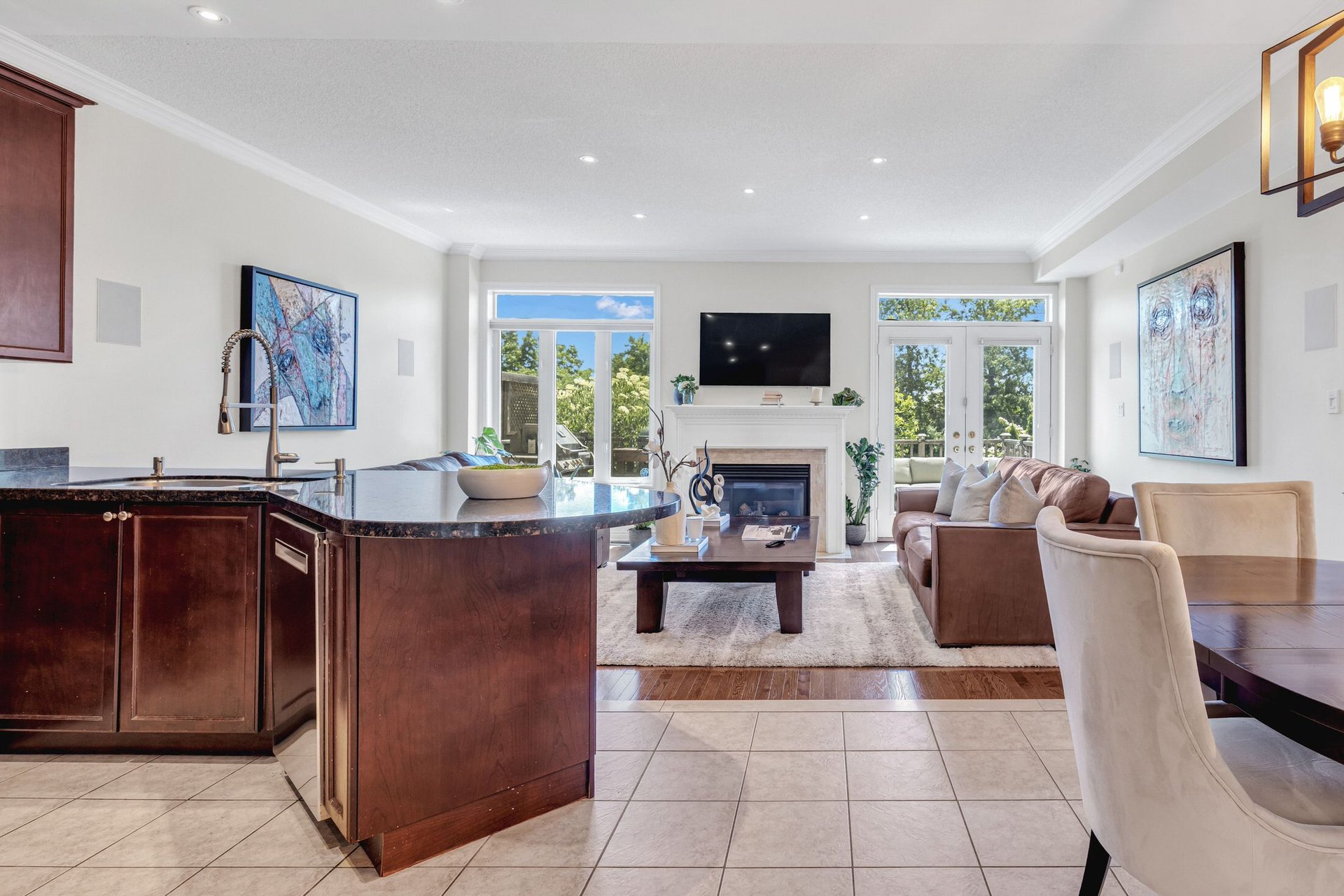1116 Woodington Lane