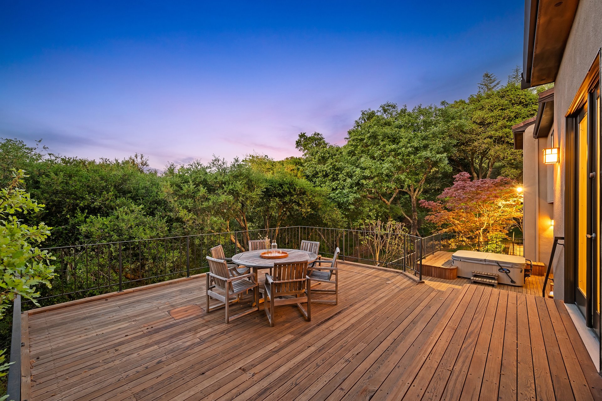 25 Wood Acres Ct