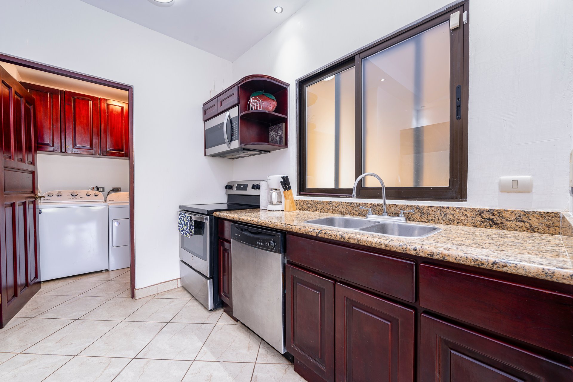 The Oaks #90 | Turnkey 2-Bedroom Condo Near Tamarindo