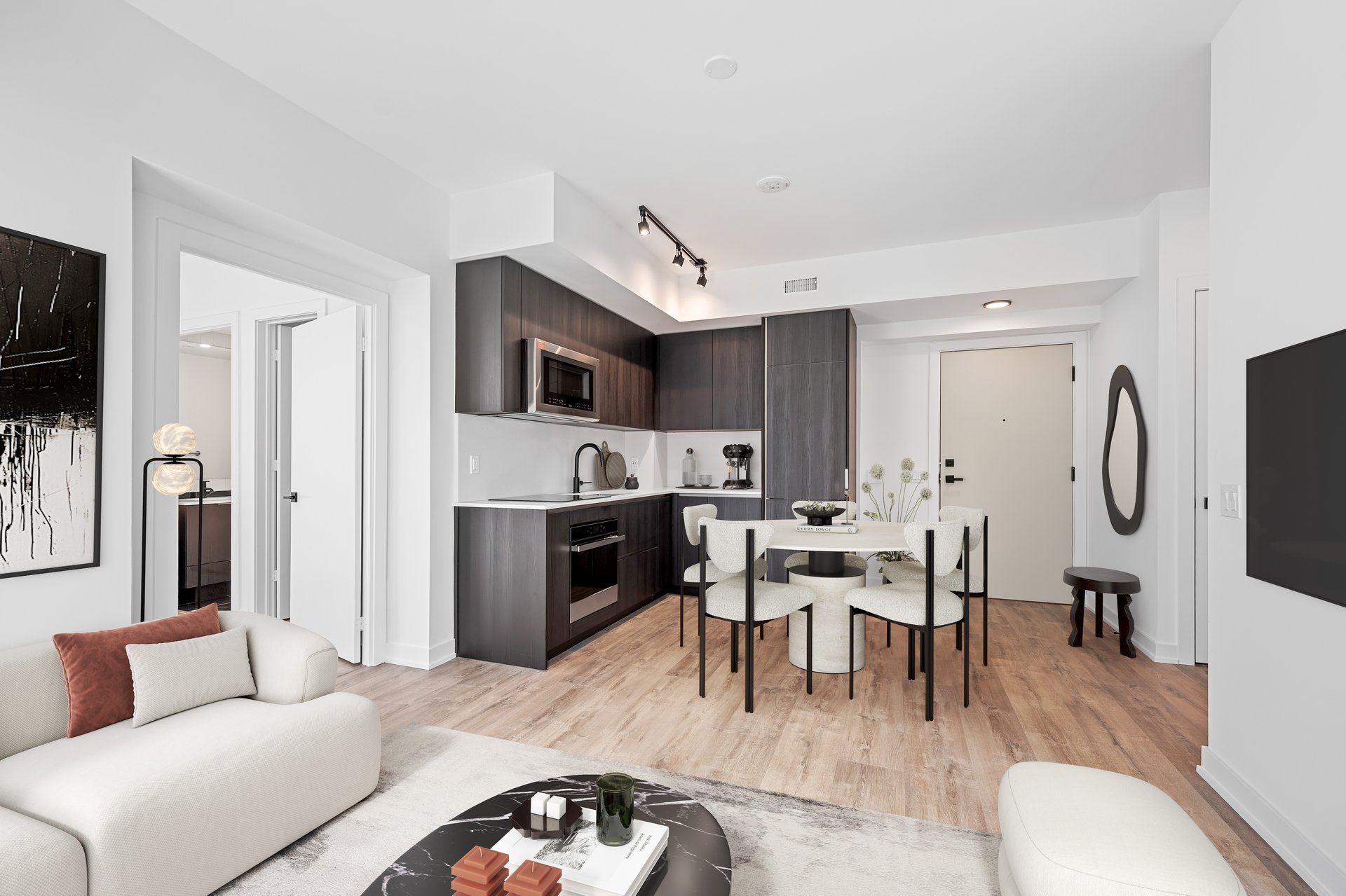 327 King Street W, Toronto C01 Unit: 4304