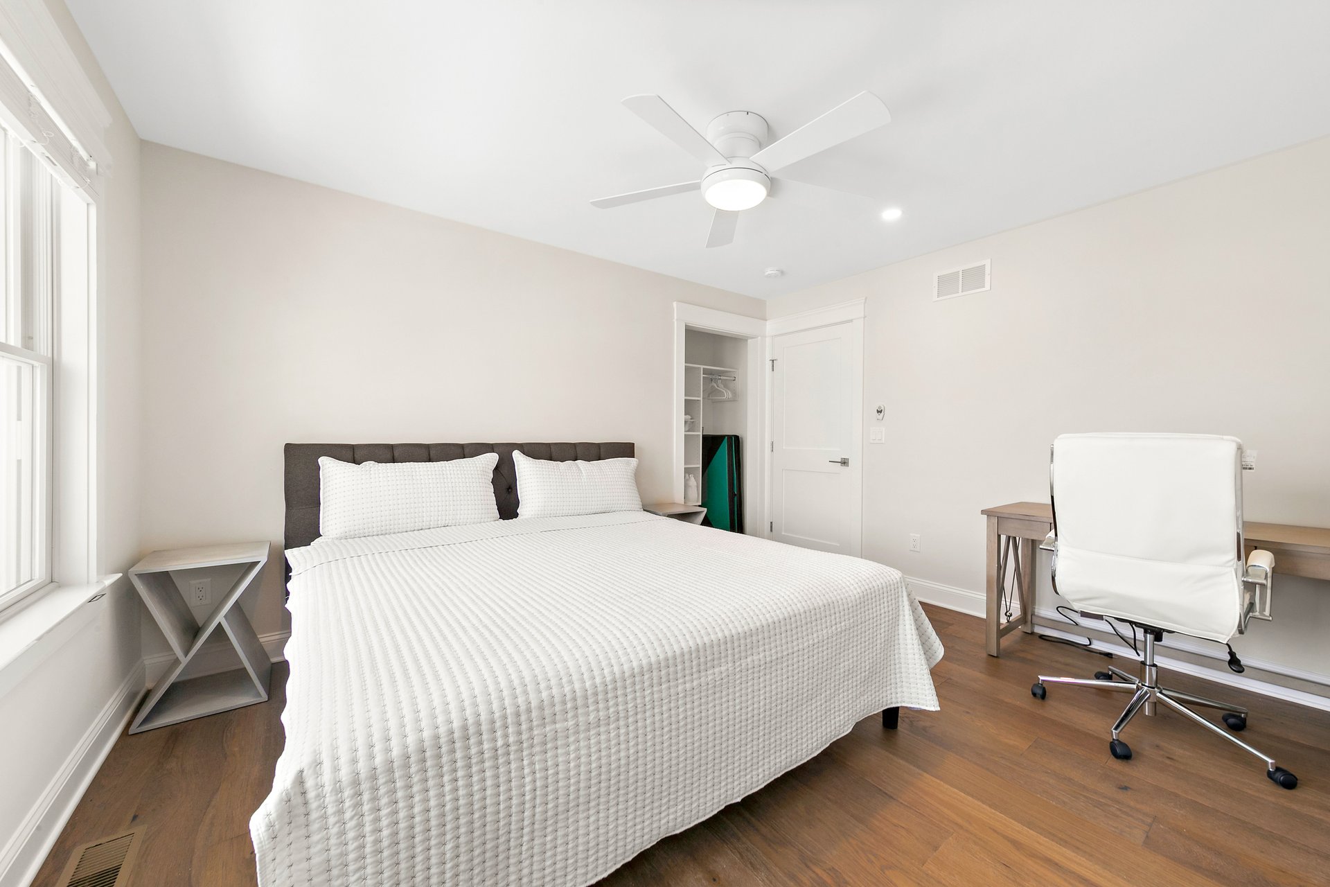 31 E 37th Street