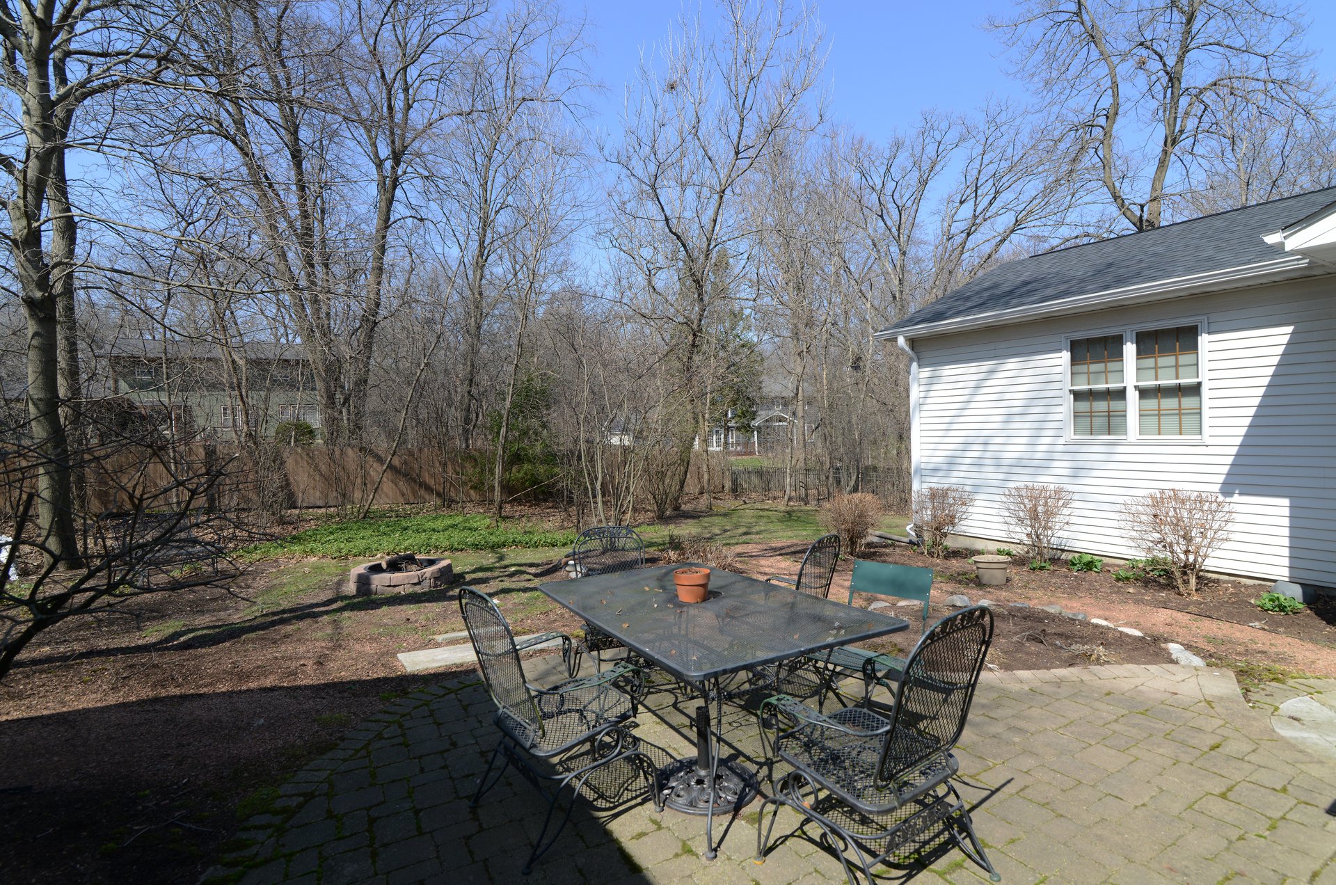 4N074 Thornly Road