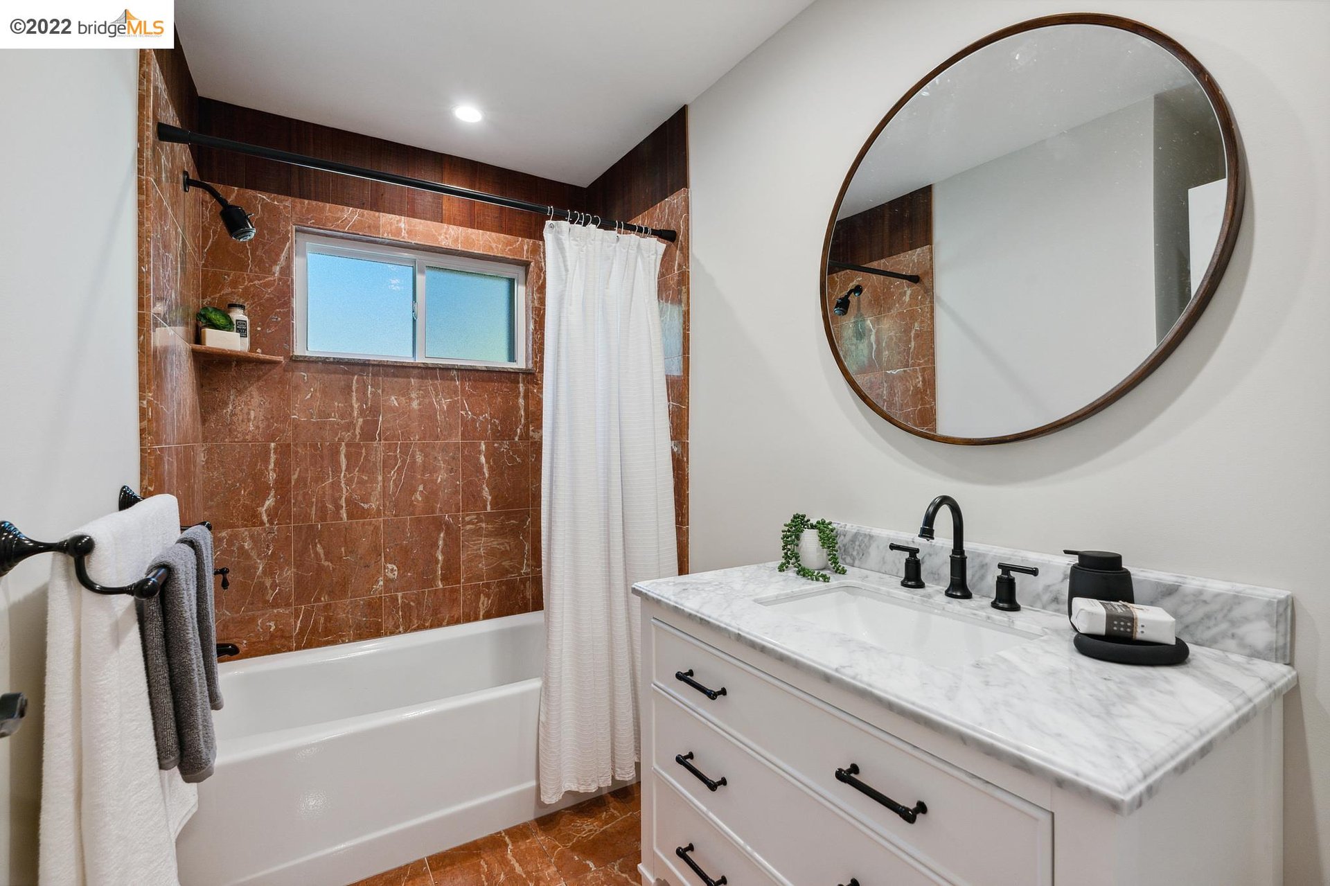 10 Woodside Dr