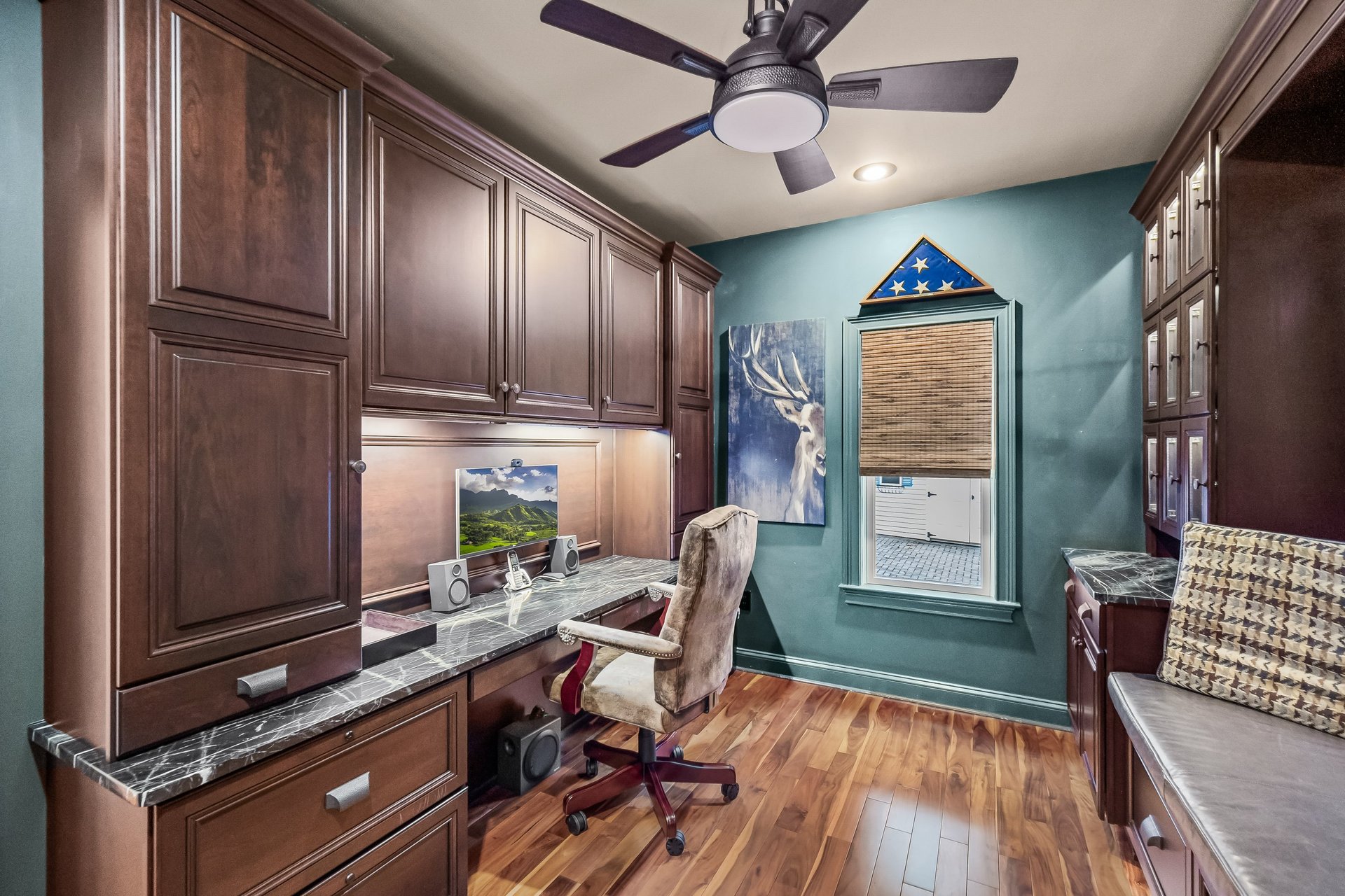 2A Laurel Dr