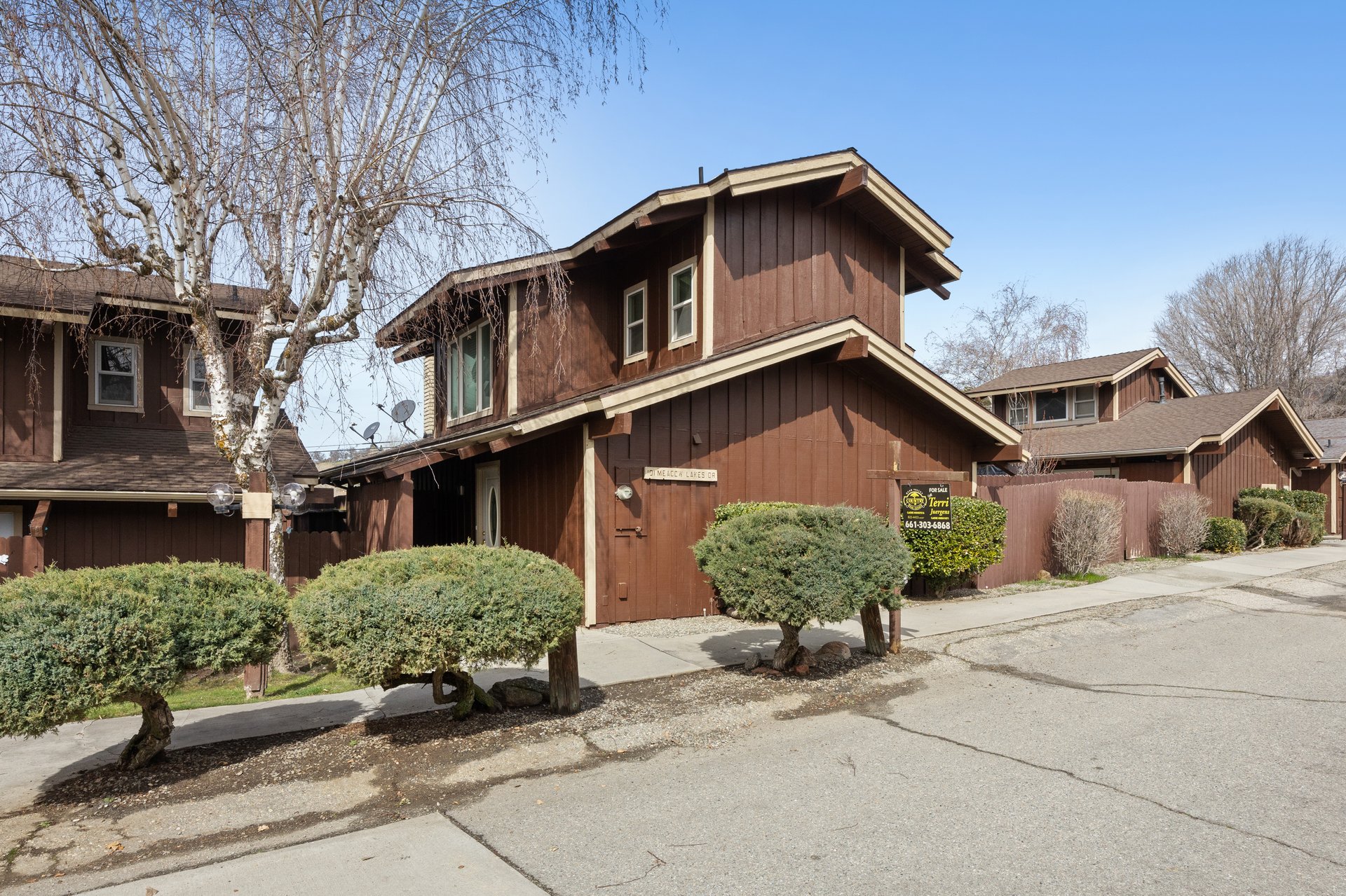 Charming Updated Condo in Bear Valley Springs – 101 Meadow Lakes