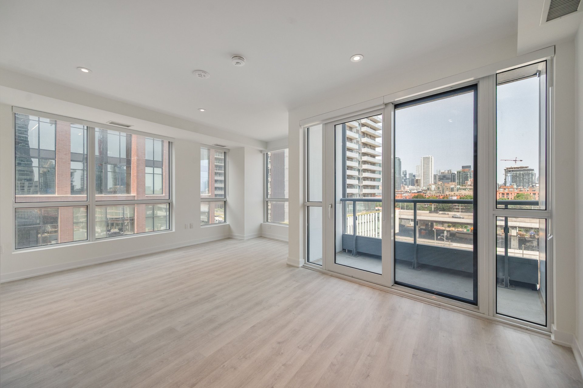 15 Richardson Street #729