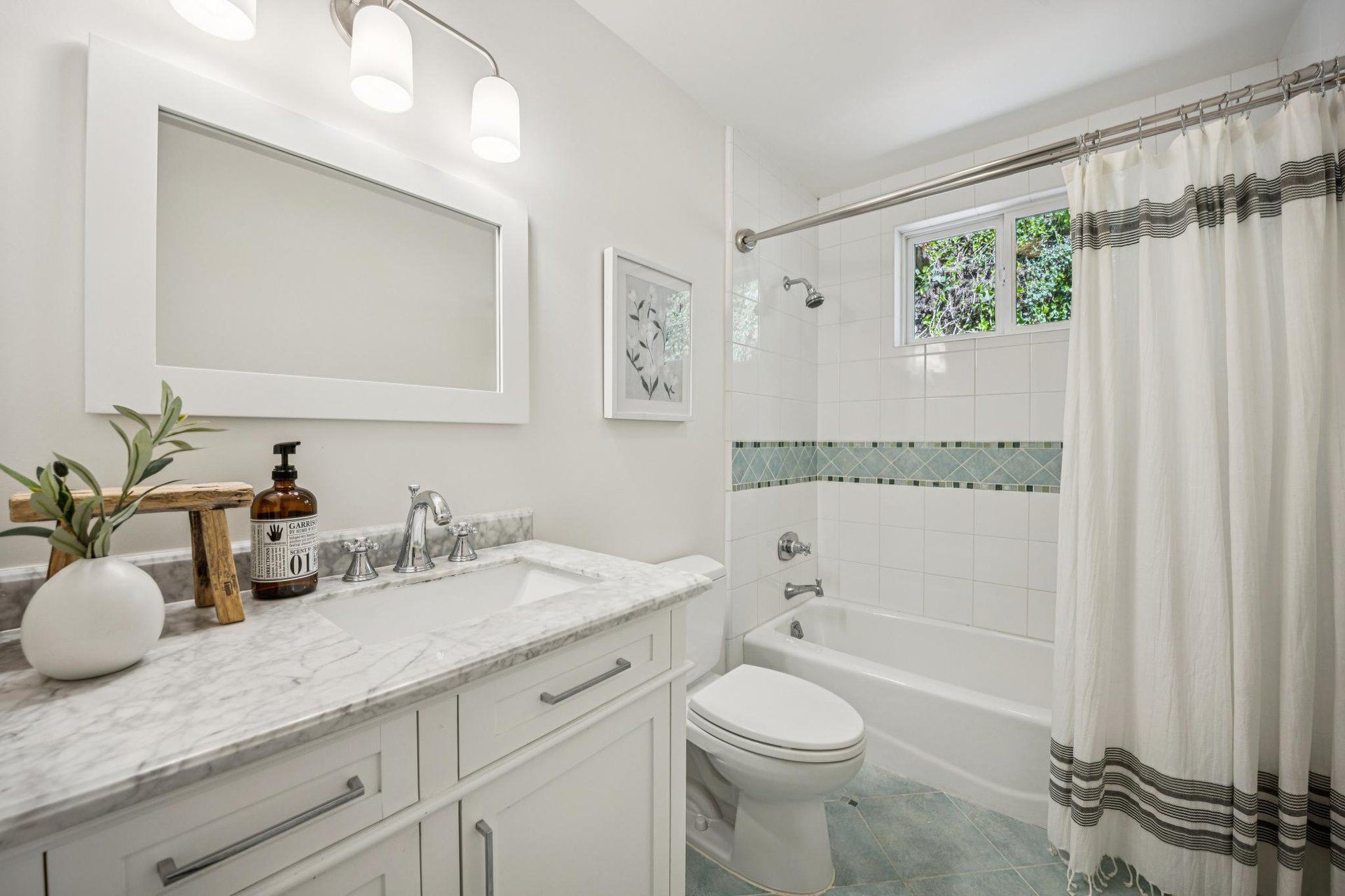 334 West Blithedale