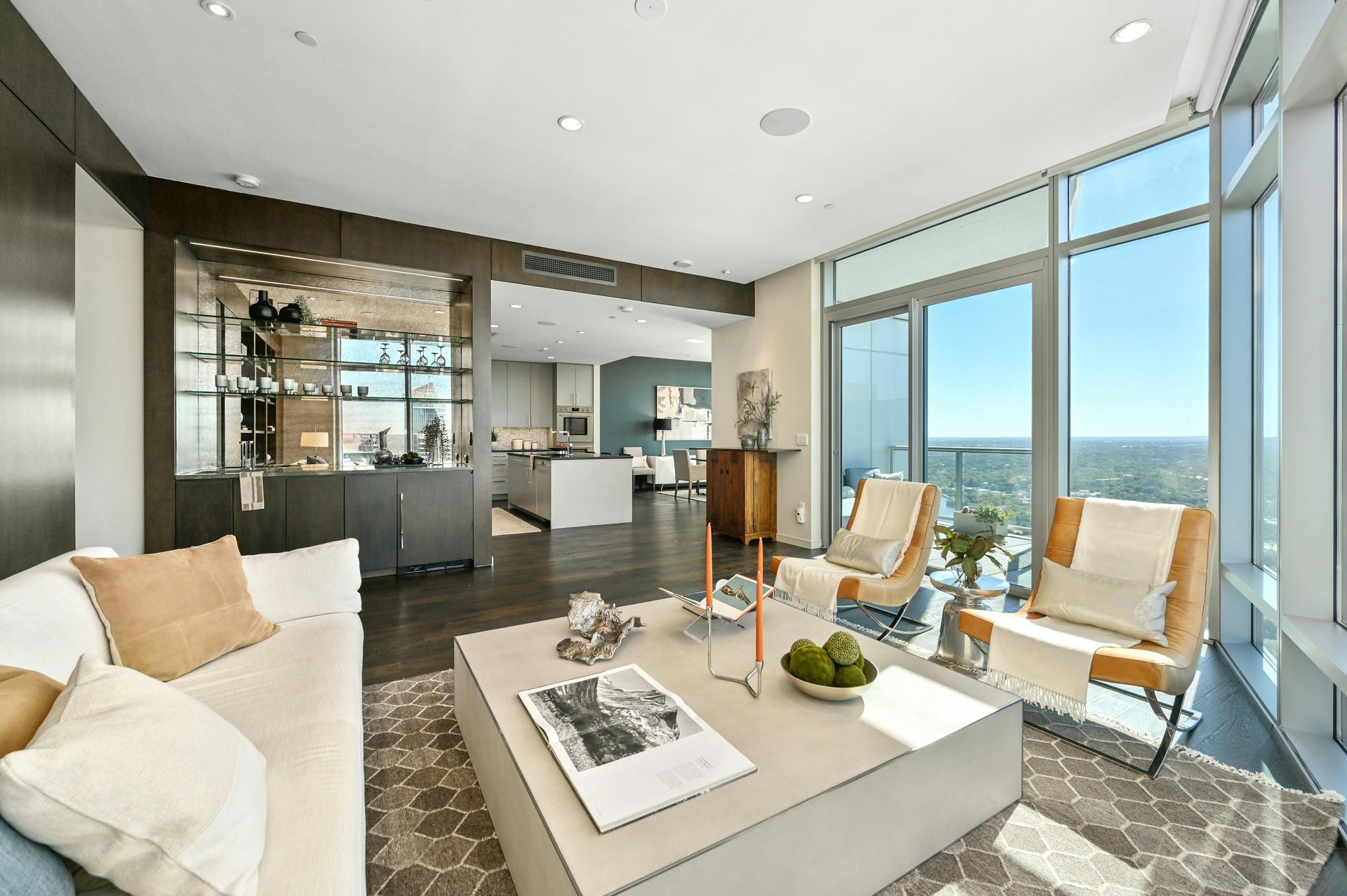200 Congress Ave #35AC