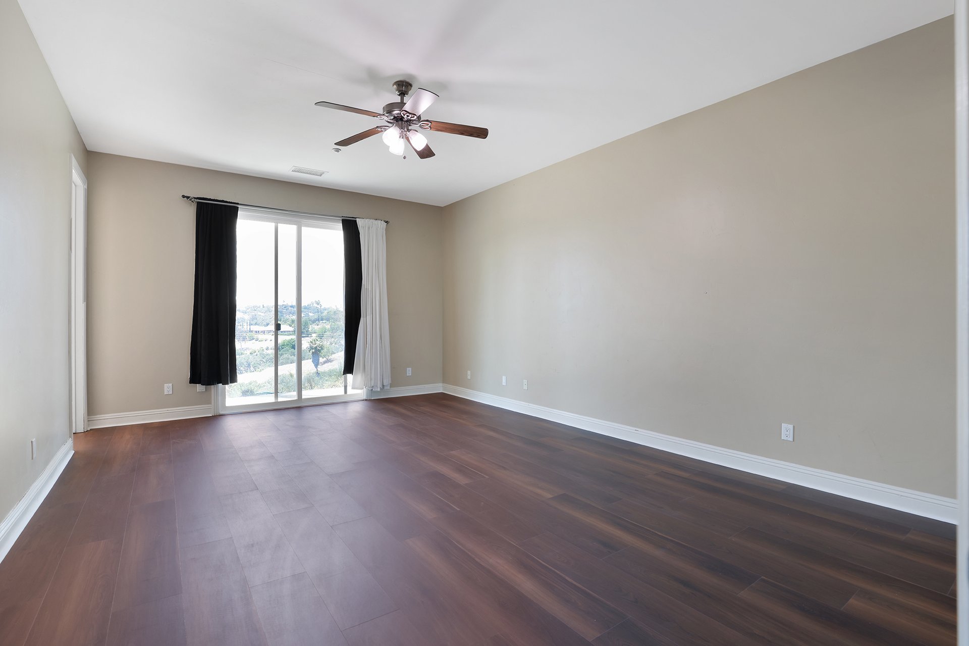 1303 Sycamore Heights