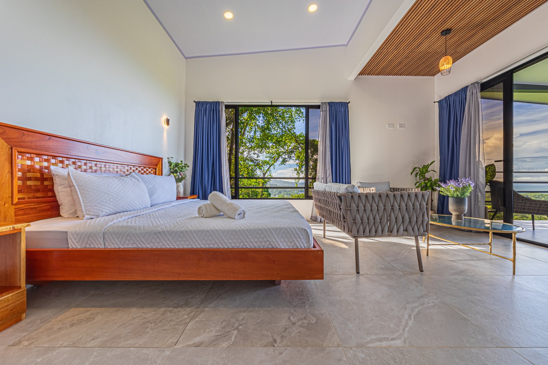 Villa Altamonte, Best Ocean View Home in the Hills of Uvita.