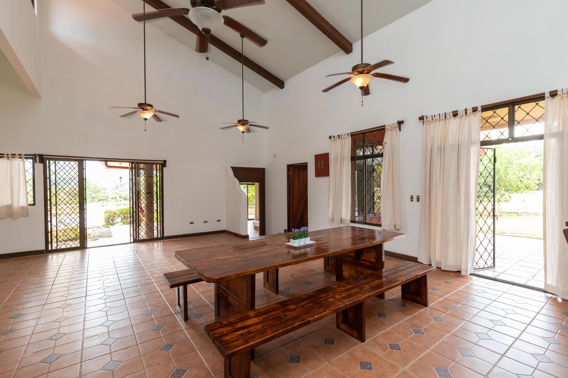 Hacienda-Style Retreat For Sale in Naranjito