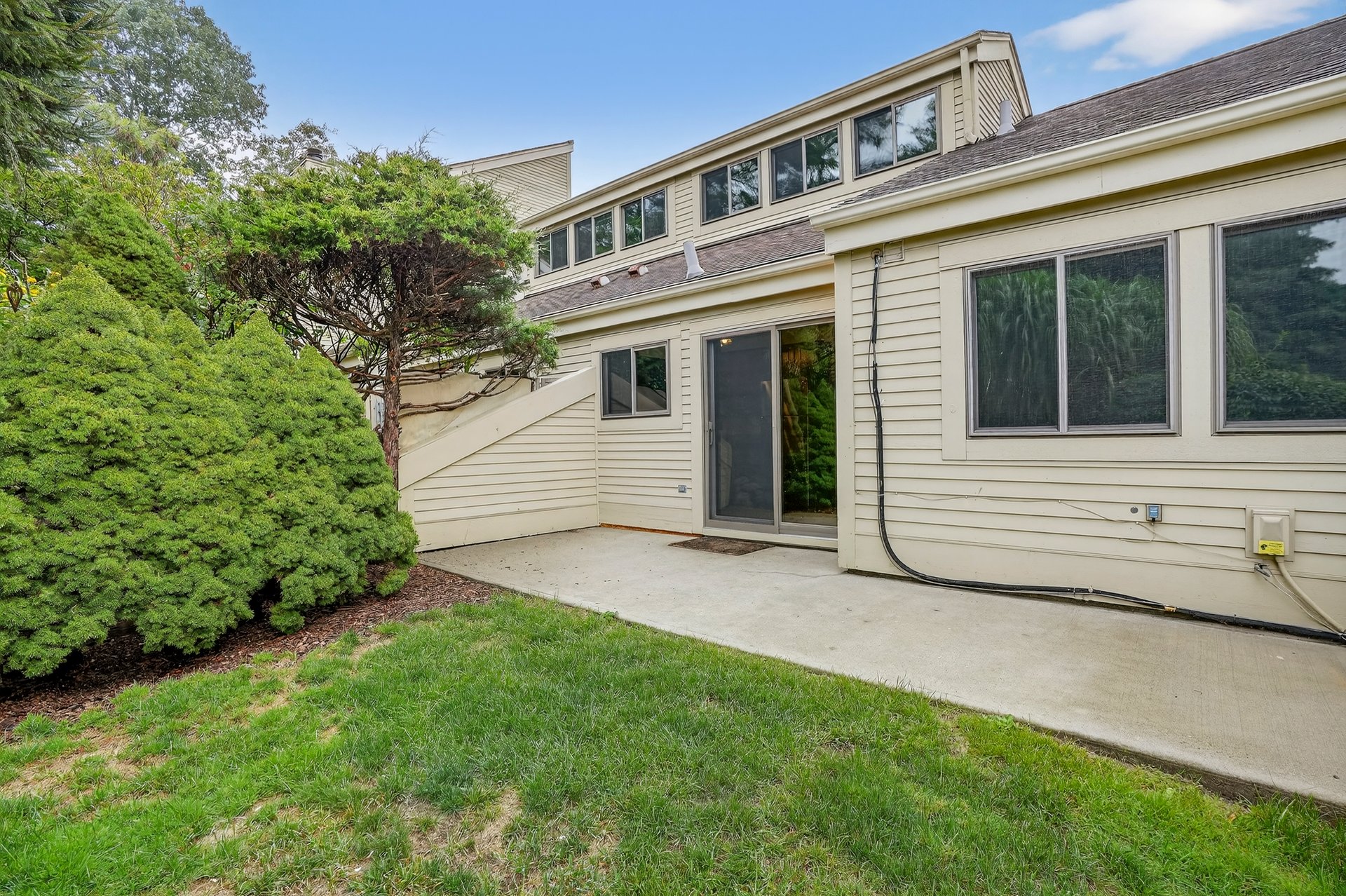 16 Fox Run Road