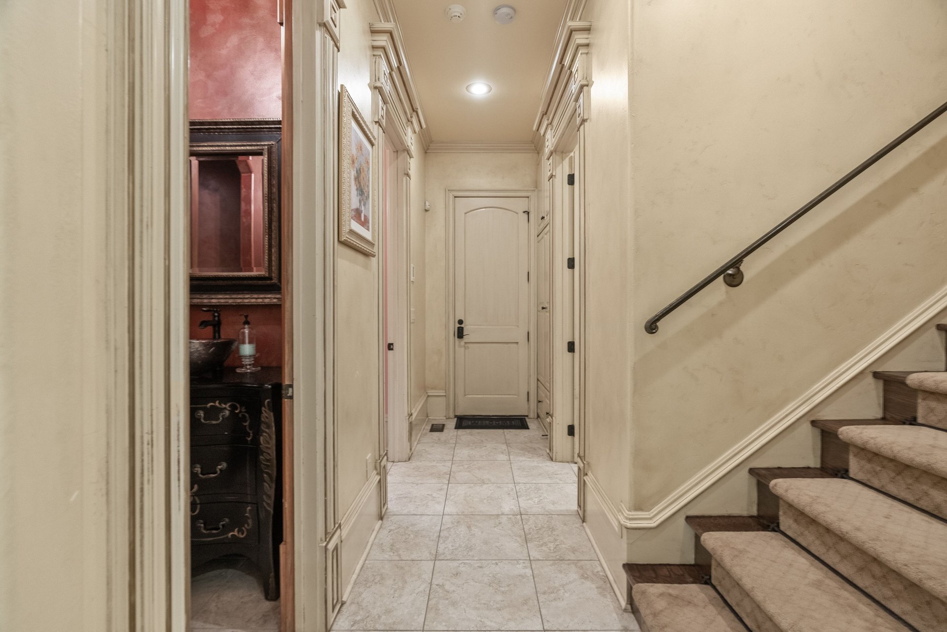 106 Orle Dr