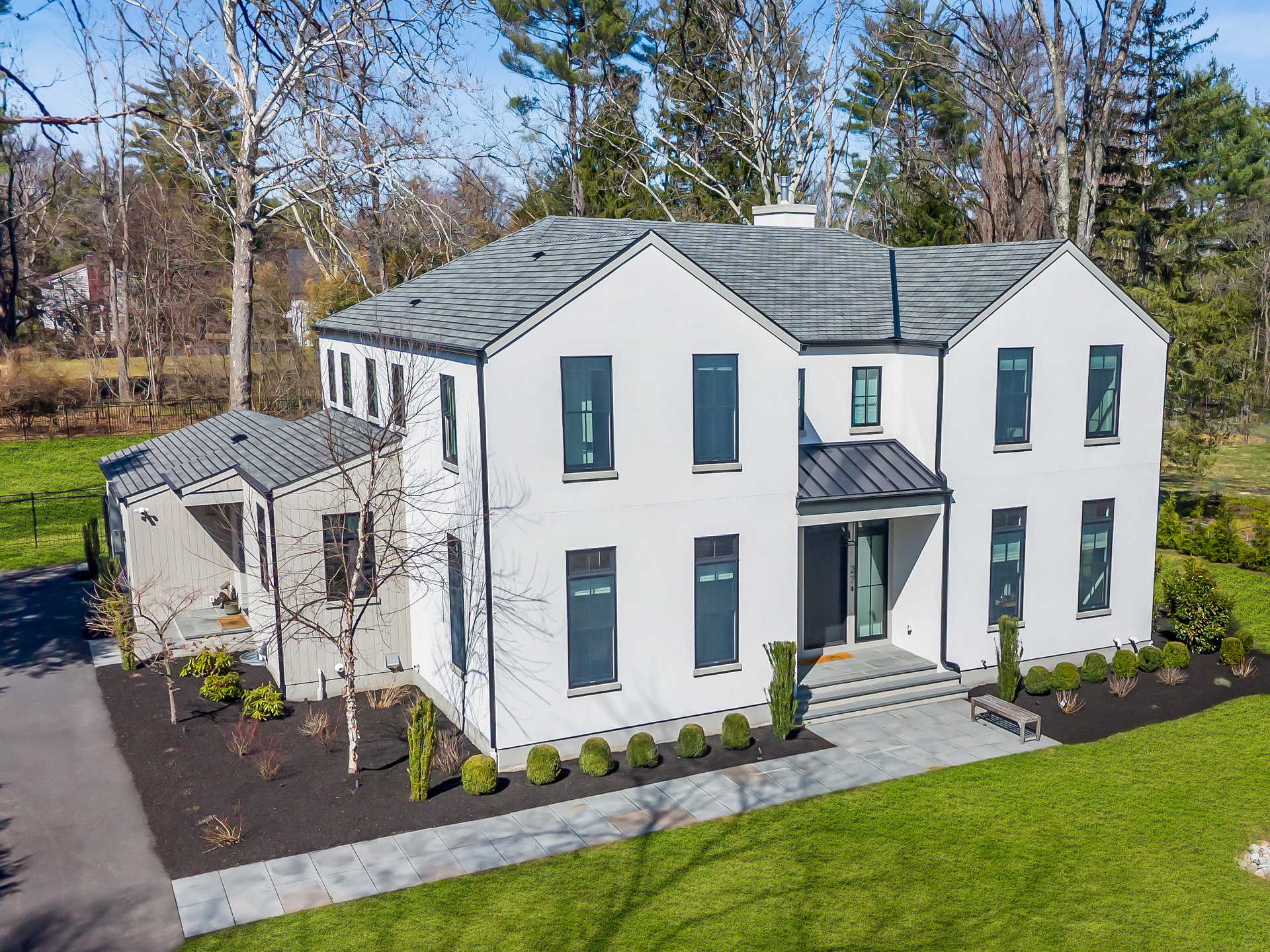 27 Tyson Ln