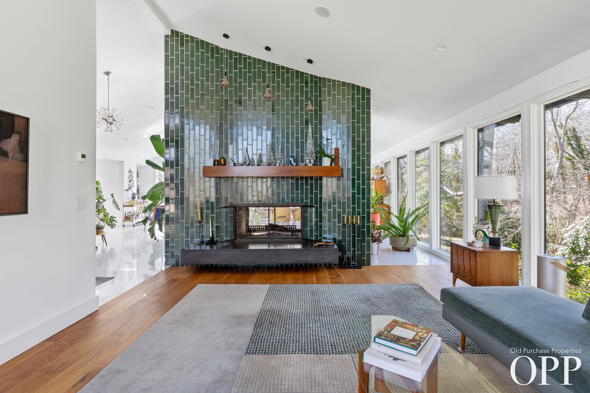 Mid-Century Modern Escape in South Bellport Village