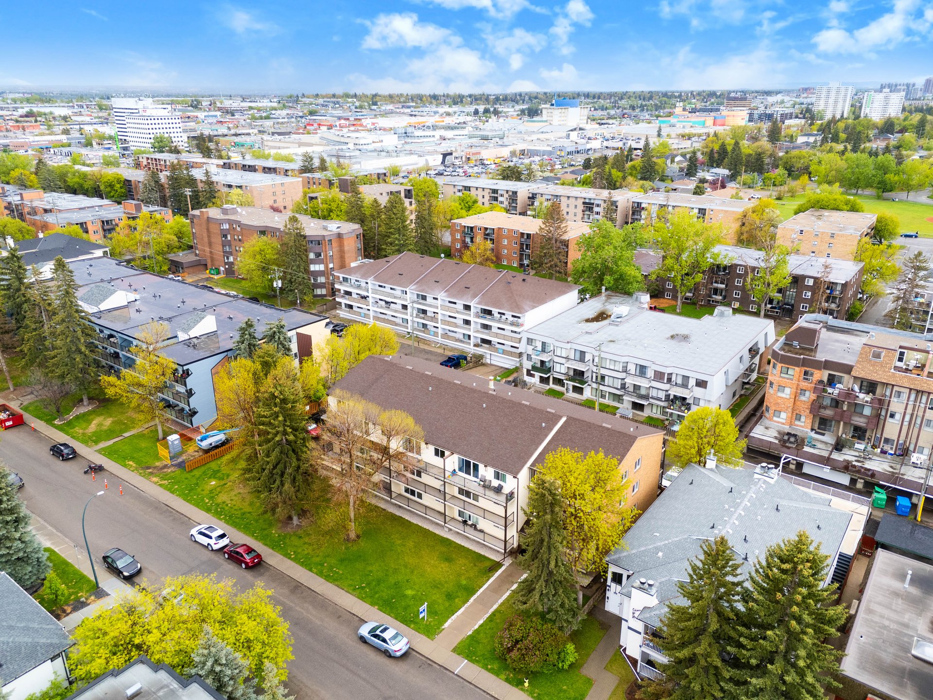 635 56 Avenue SW Unit: 206