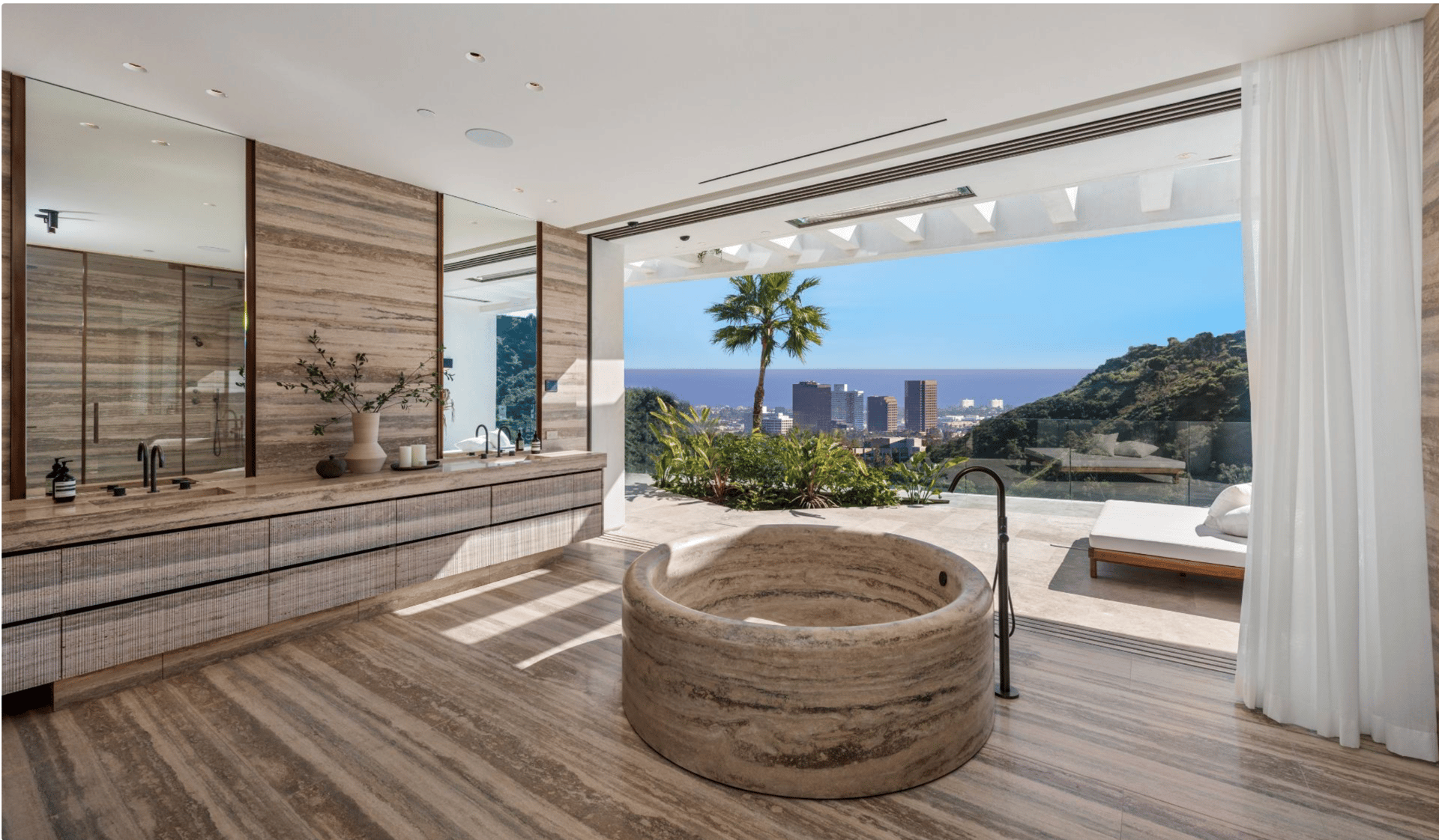 Travertine Renown, Stradella Road, 90077