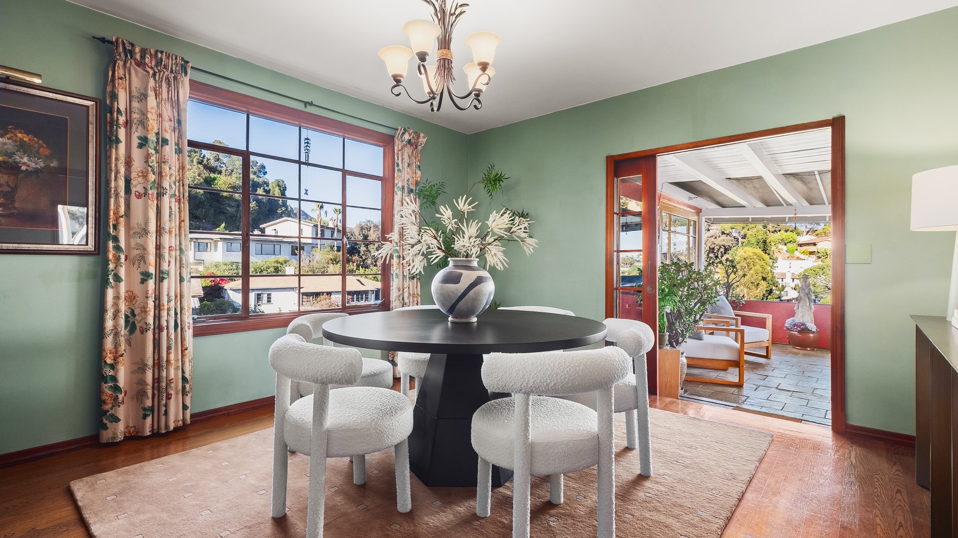 2882 Belden Dr, hollywood hills