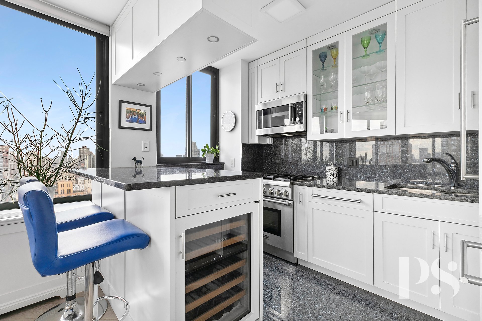 304 E 65th St, Unit 32A