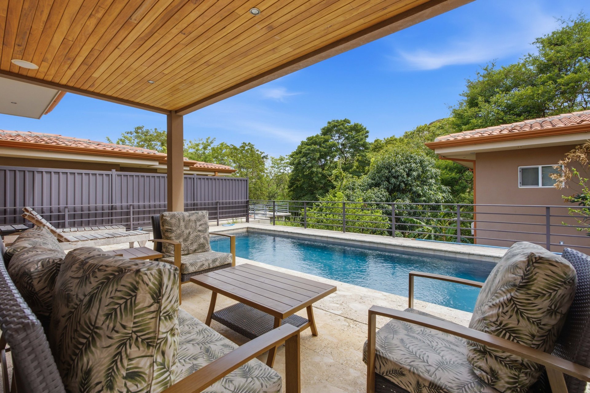 Casa Oasis | 3BR Main Residence + 2BR Guest House with Pool in Mar Vista, Playa Flamingo