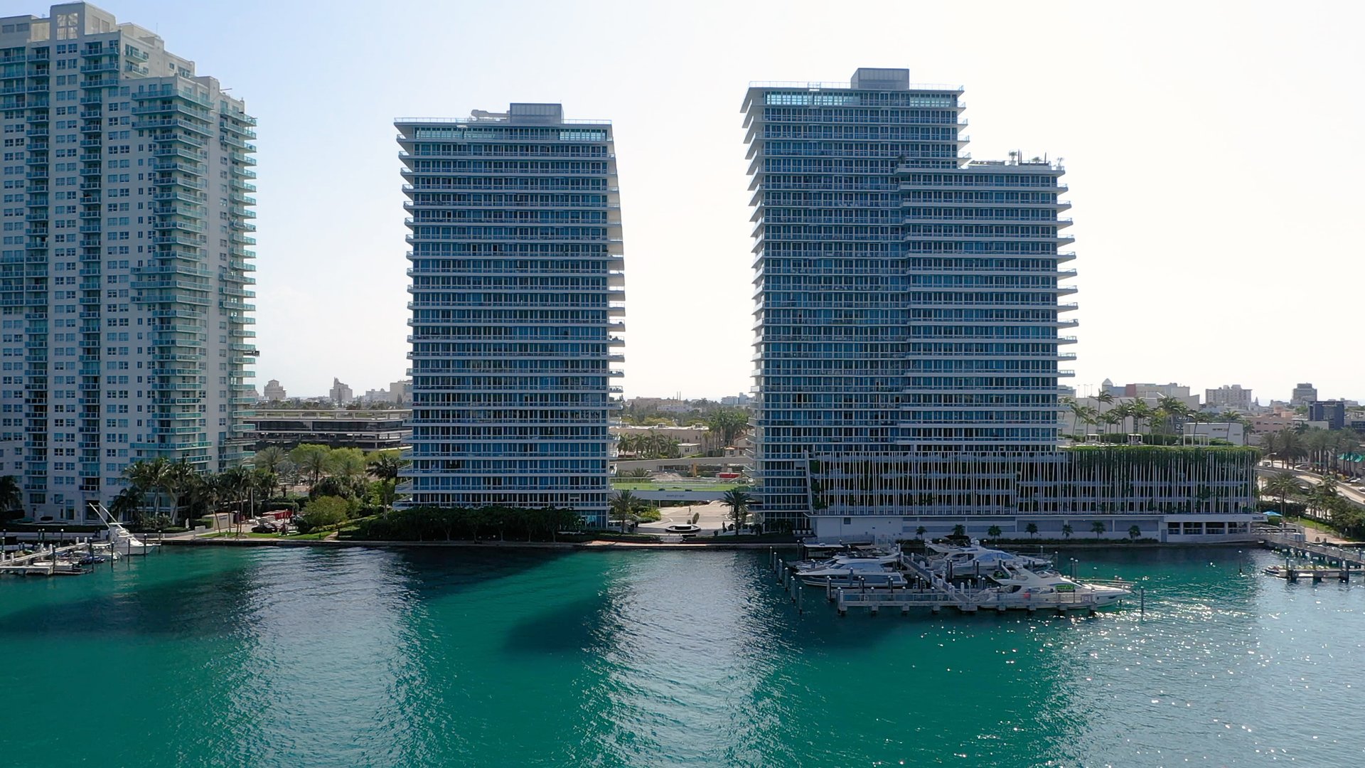 520 WEST AVE #2203