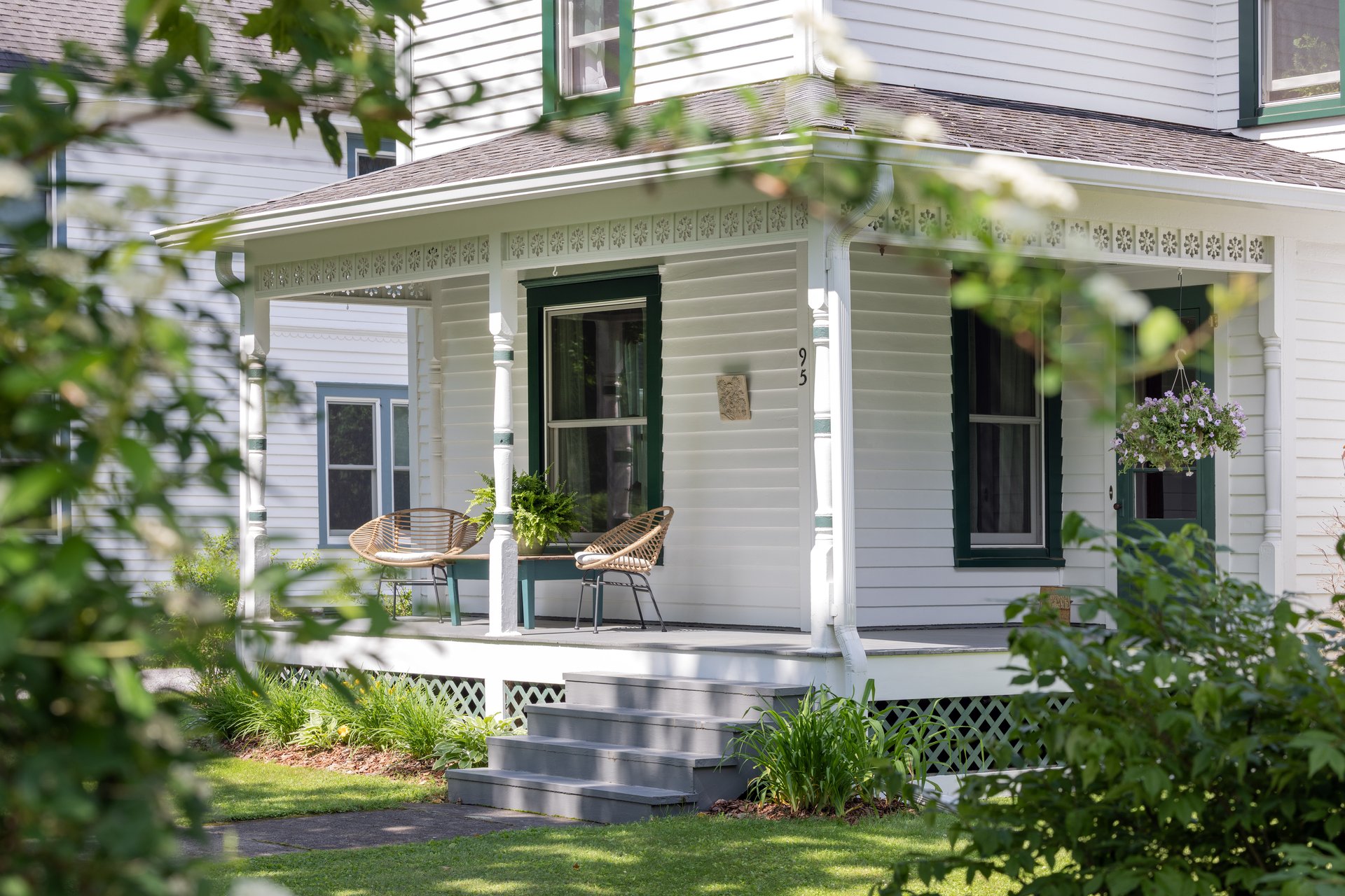 95 Maple Avenue