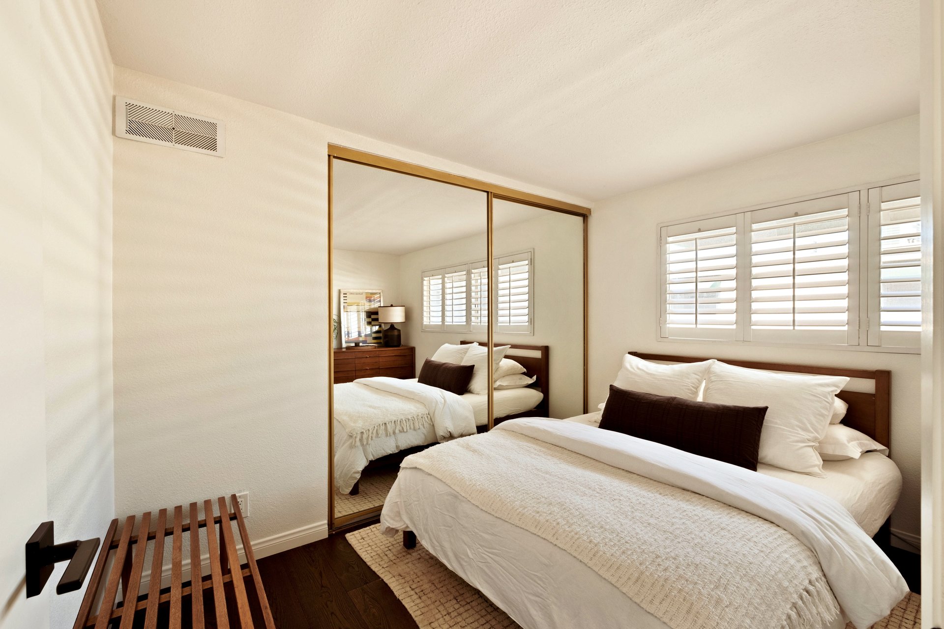 4660 Coldwater Canyon Ave Unit: 16