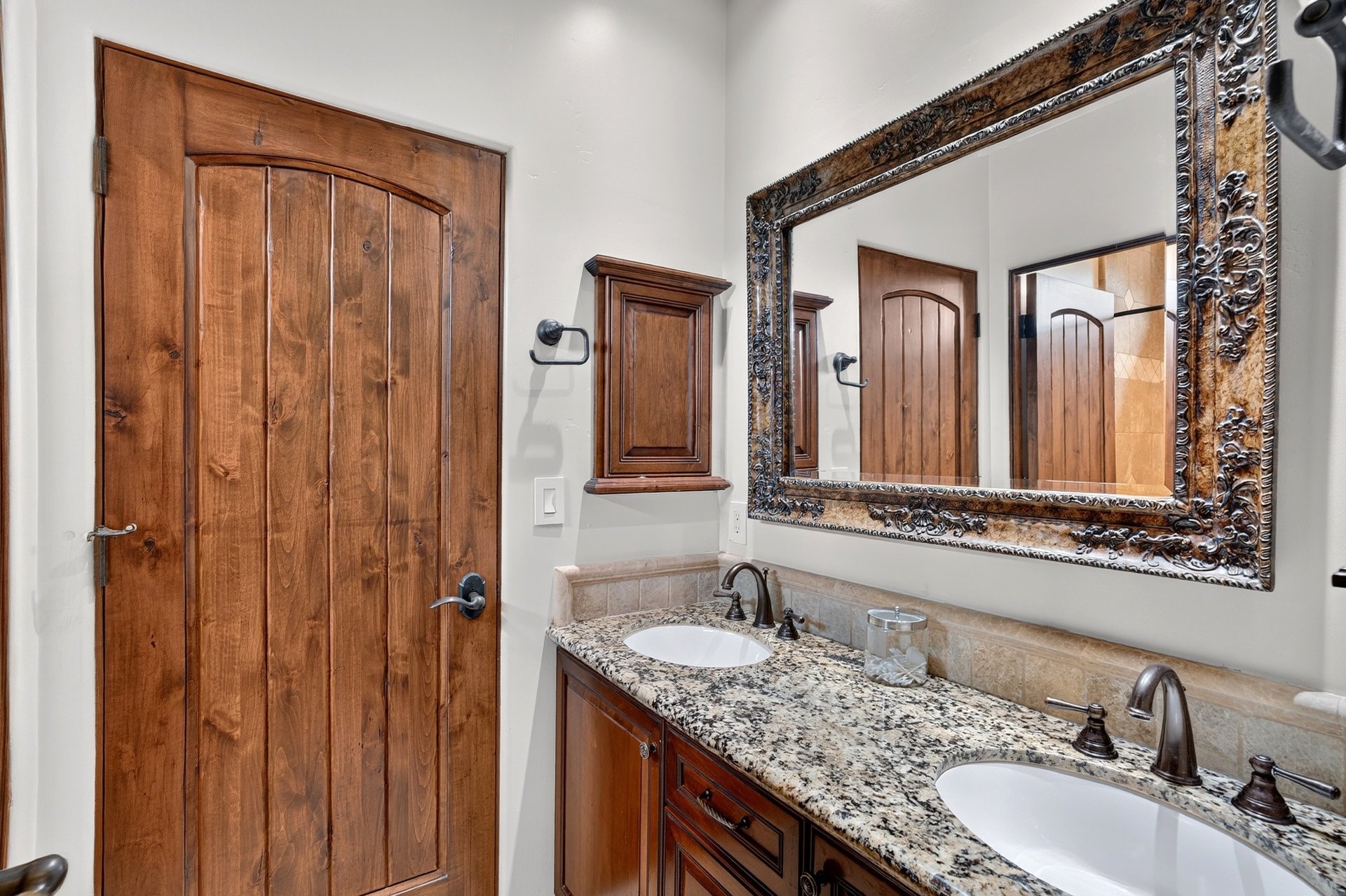 5807 E ORANGE BLOSSOM Lane