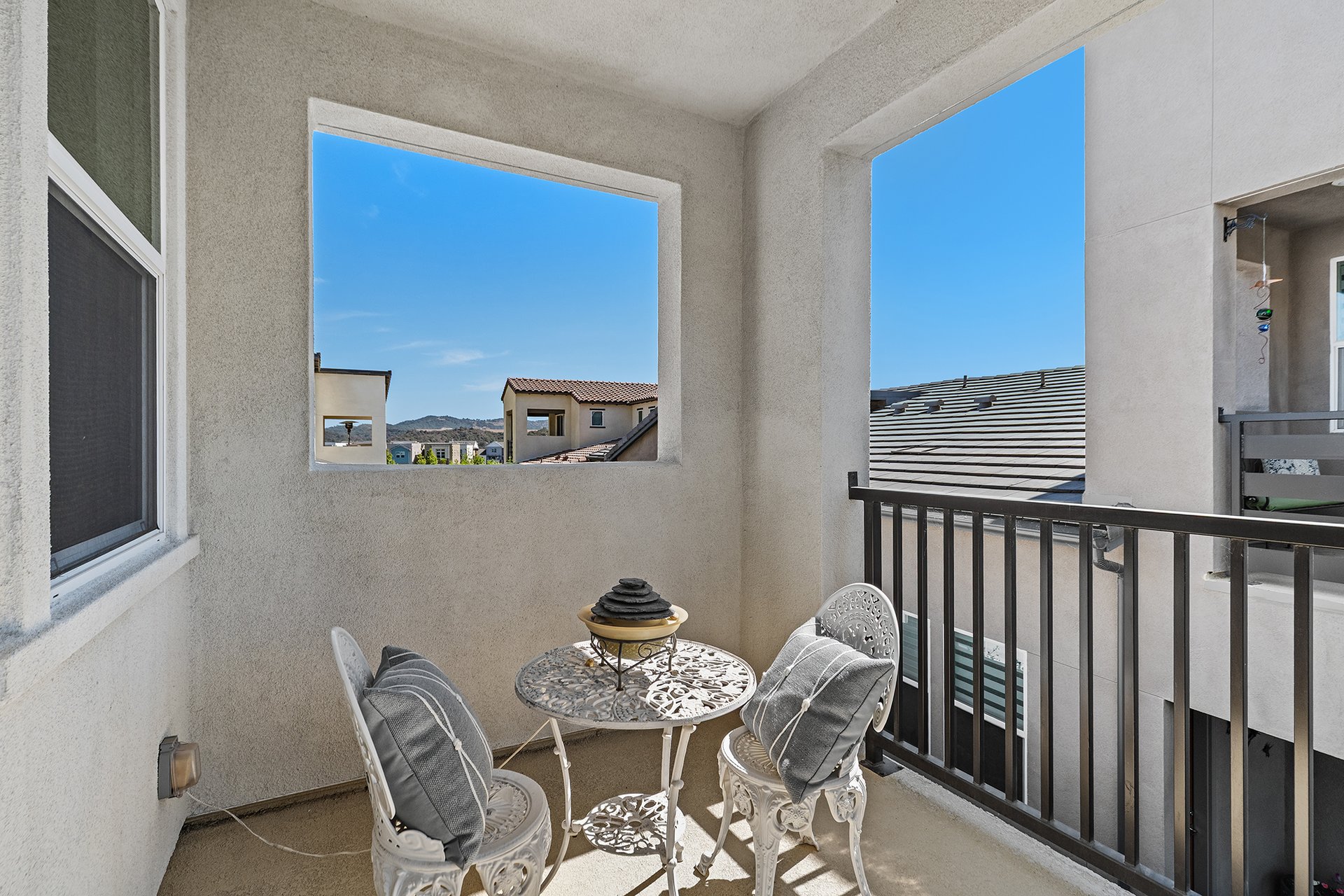 888 Sunrise Road