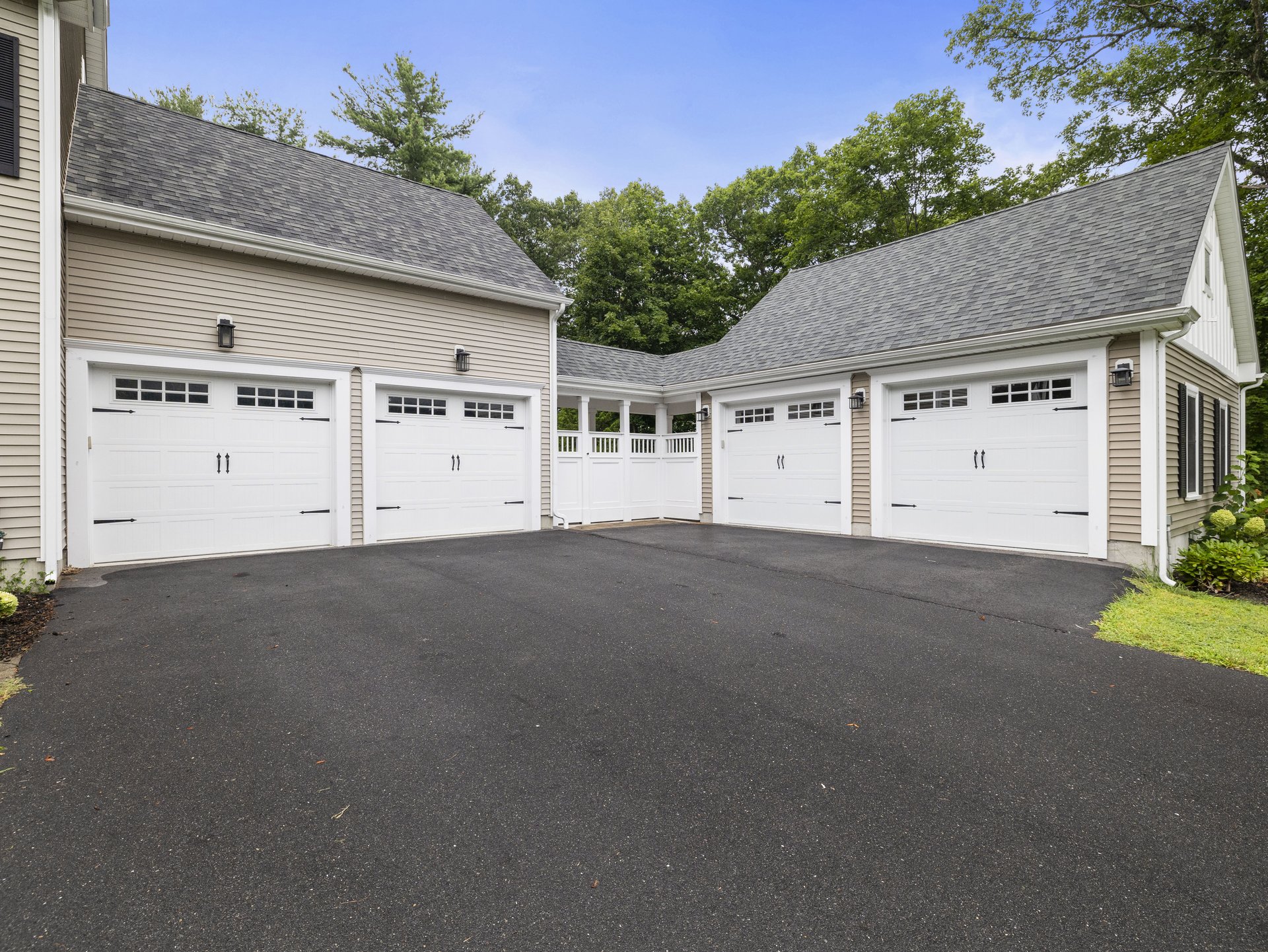 22 Hillcrest Ave