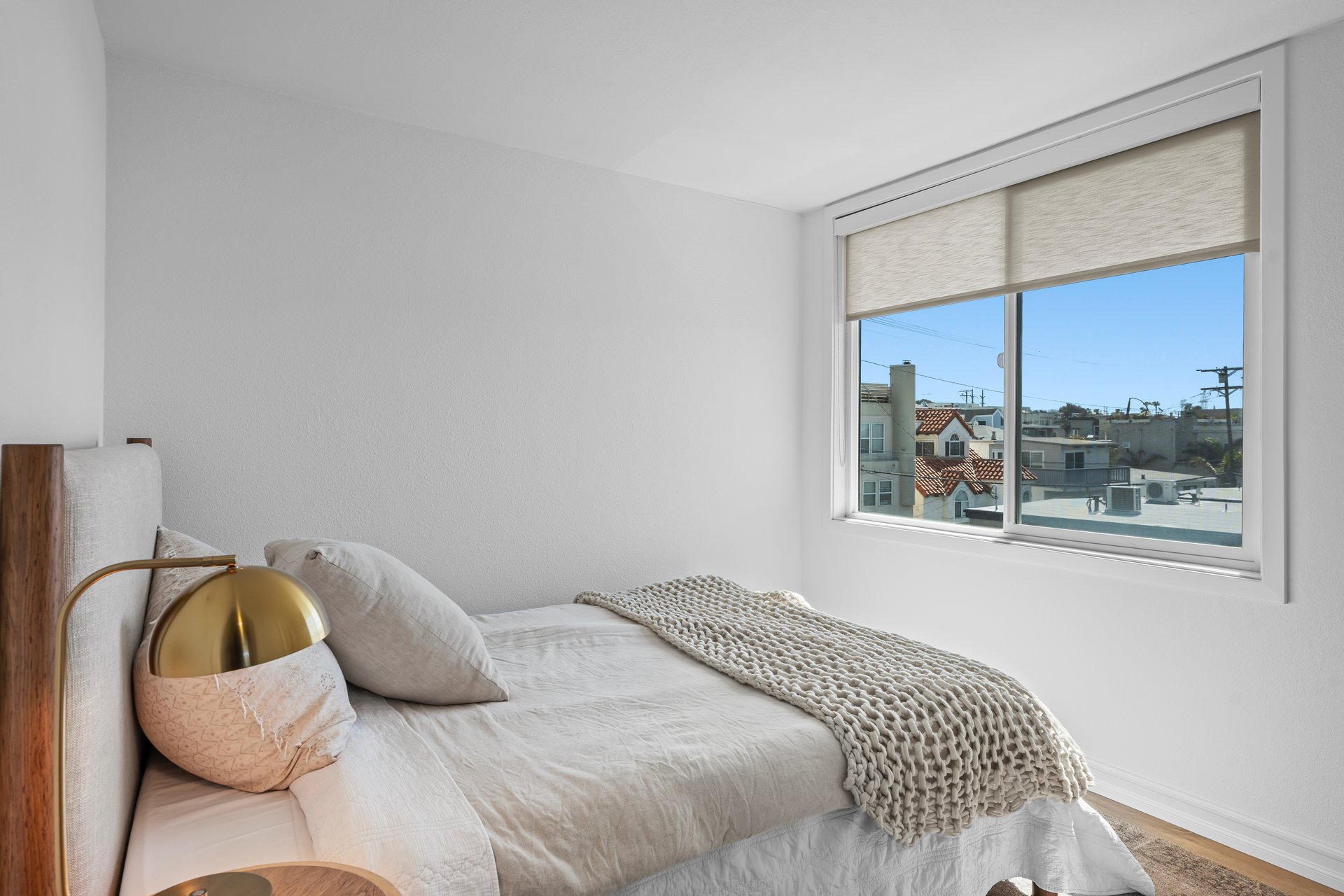 404 Hermosa Avenue 5