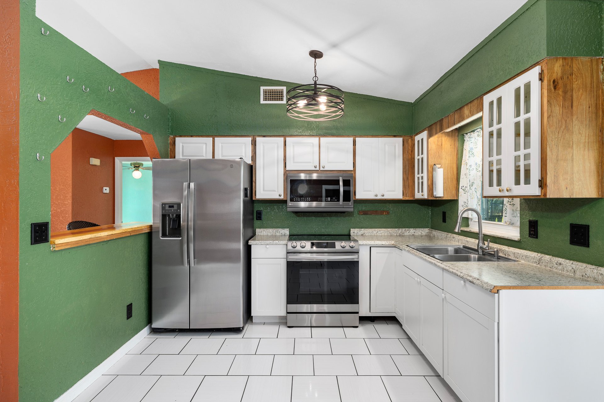 3399 RIVERDALE DR
