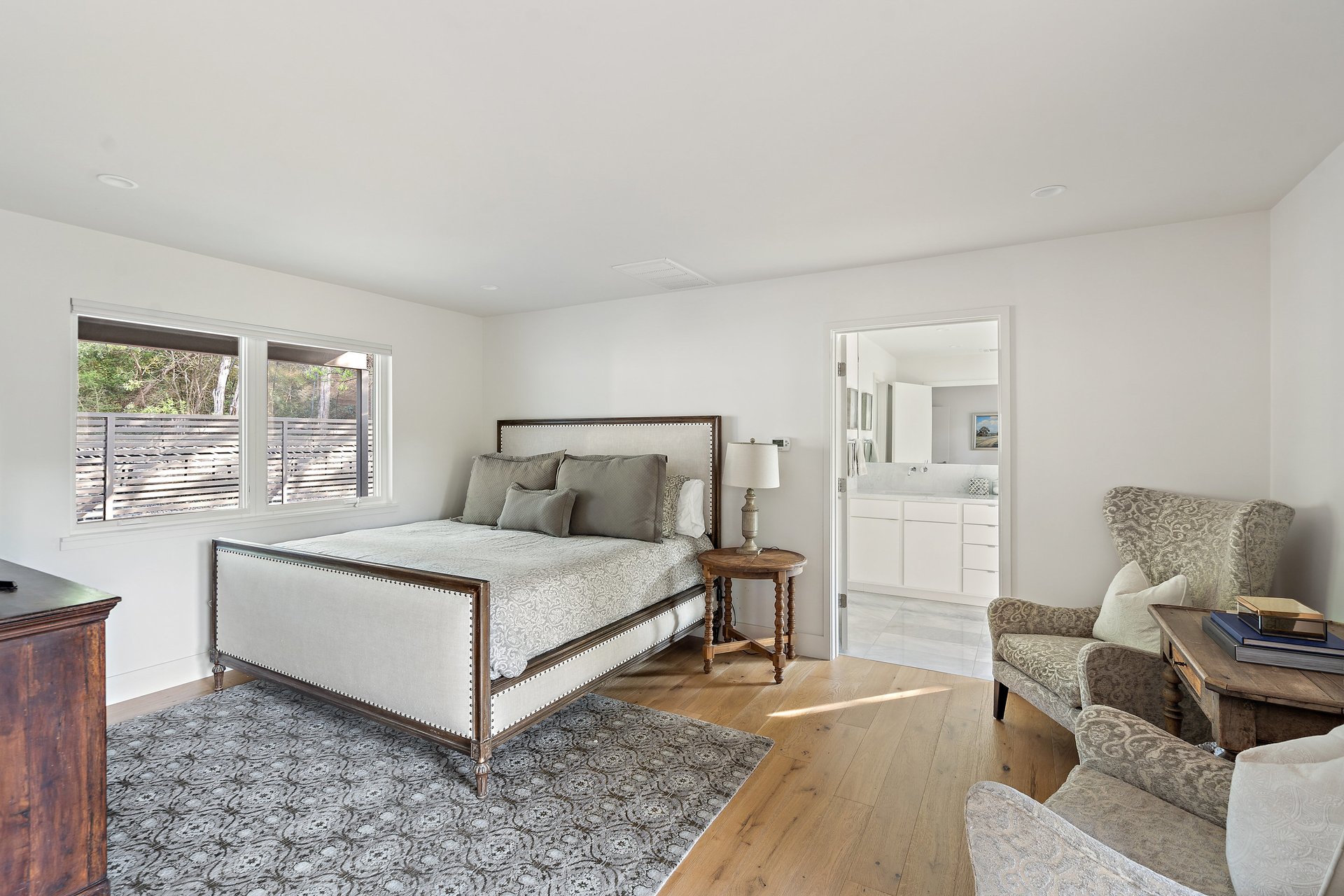 Modern Luxury Meets Natural Serenity