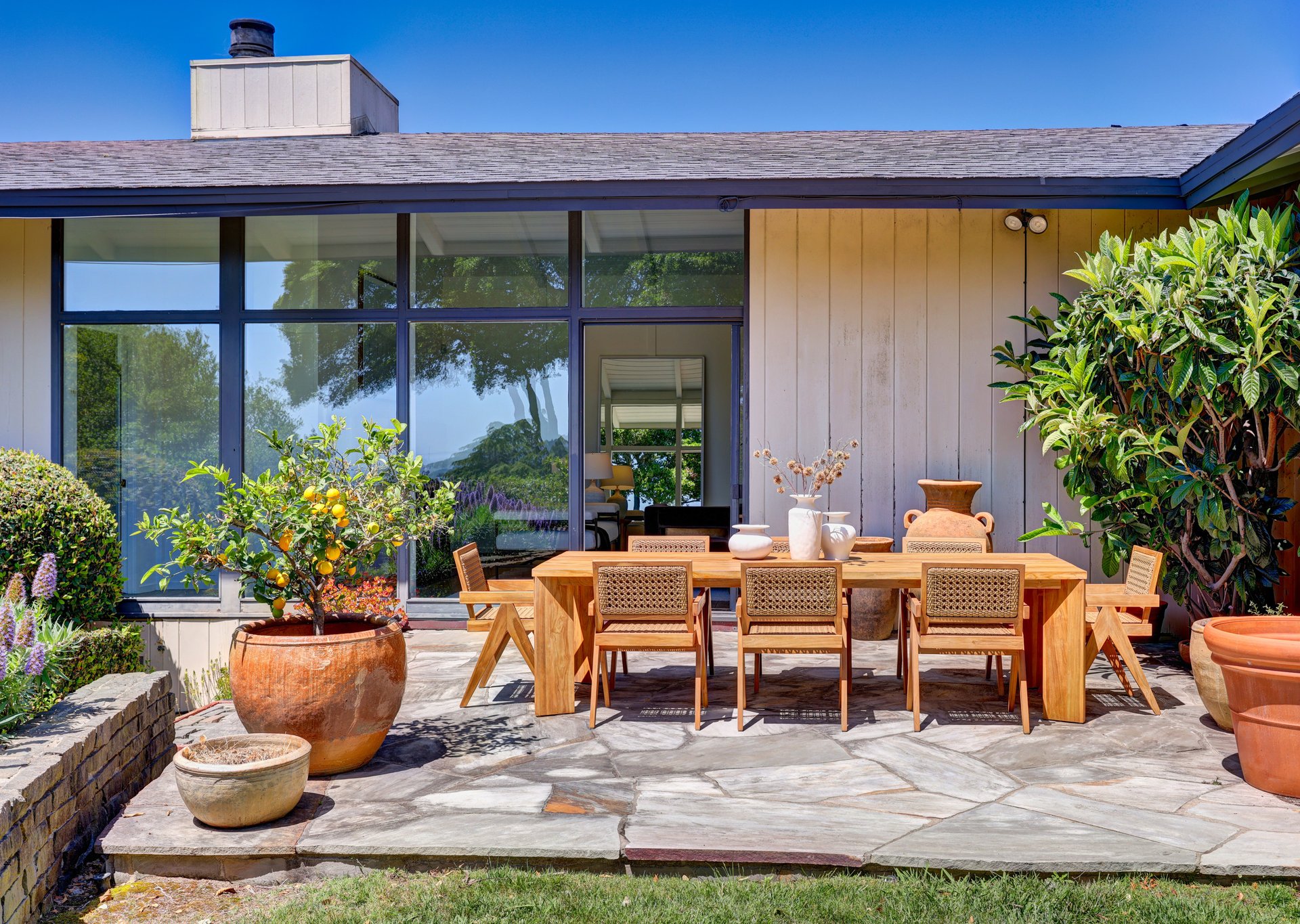 Rare 1+ Acre Dream Site