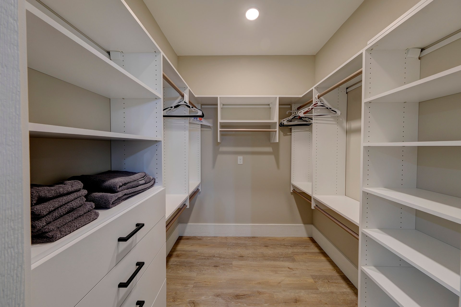 7 Creekside Ln