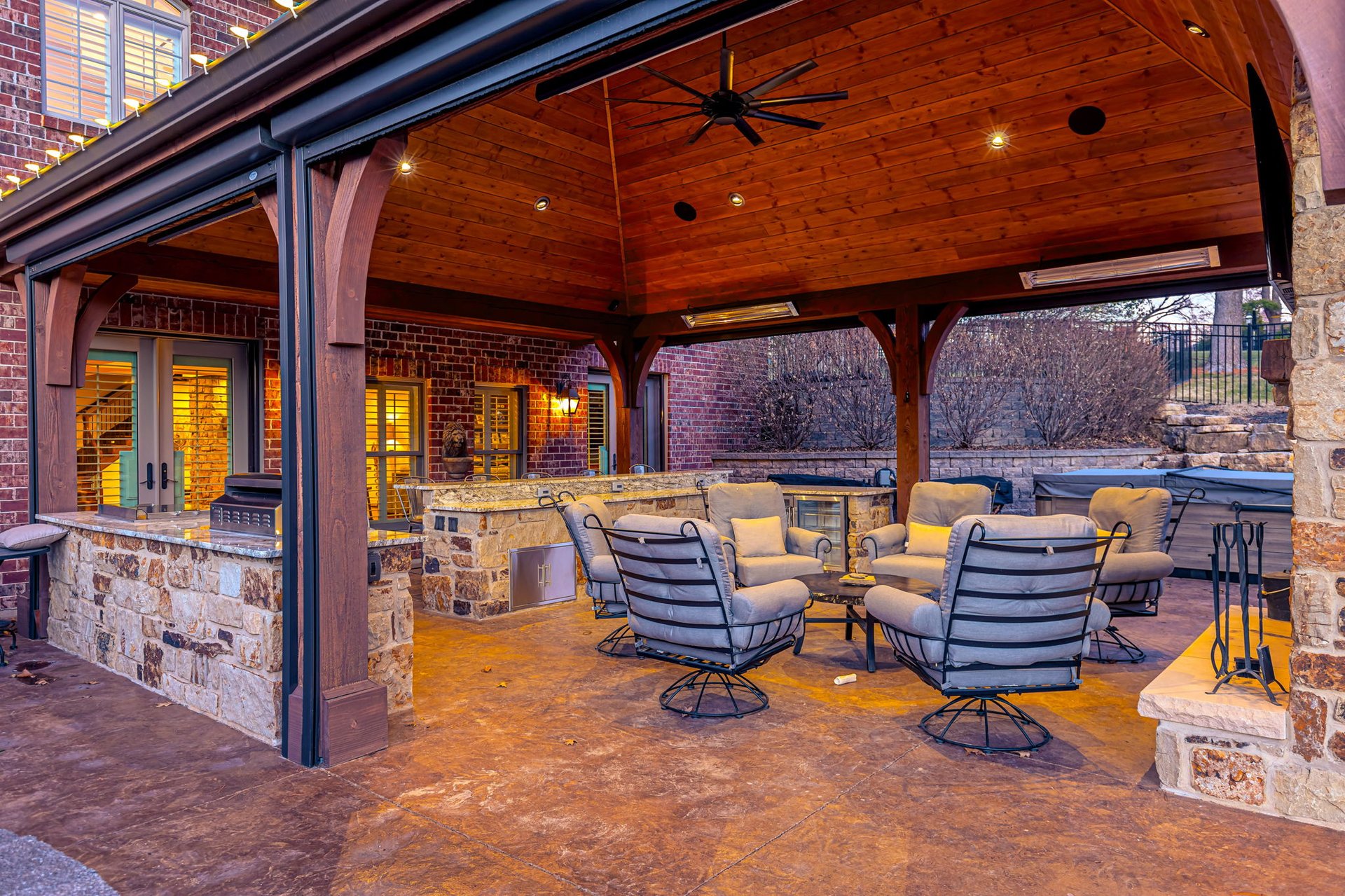 24 Williamsburg Estates Drive