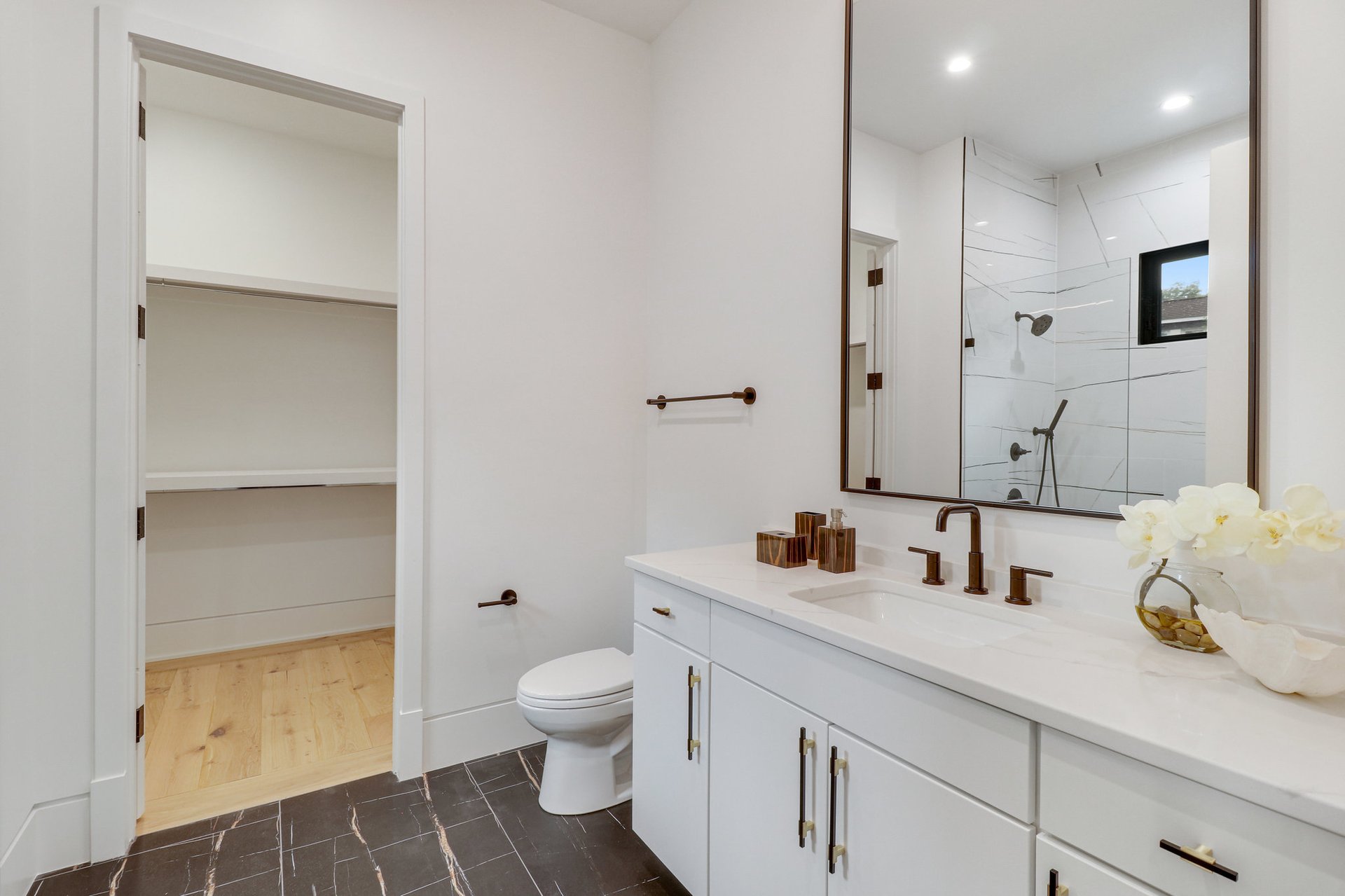 	  	1138 Basil Rd, Mclean, VA 22101