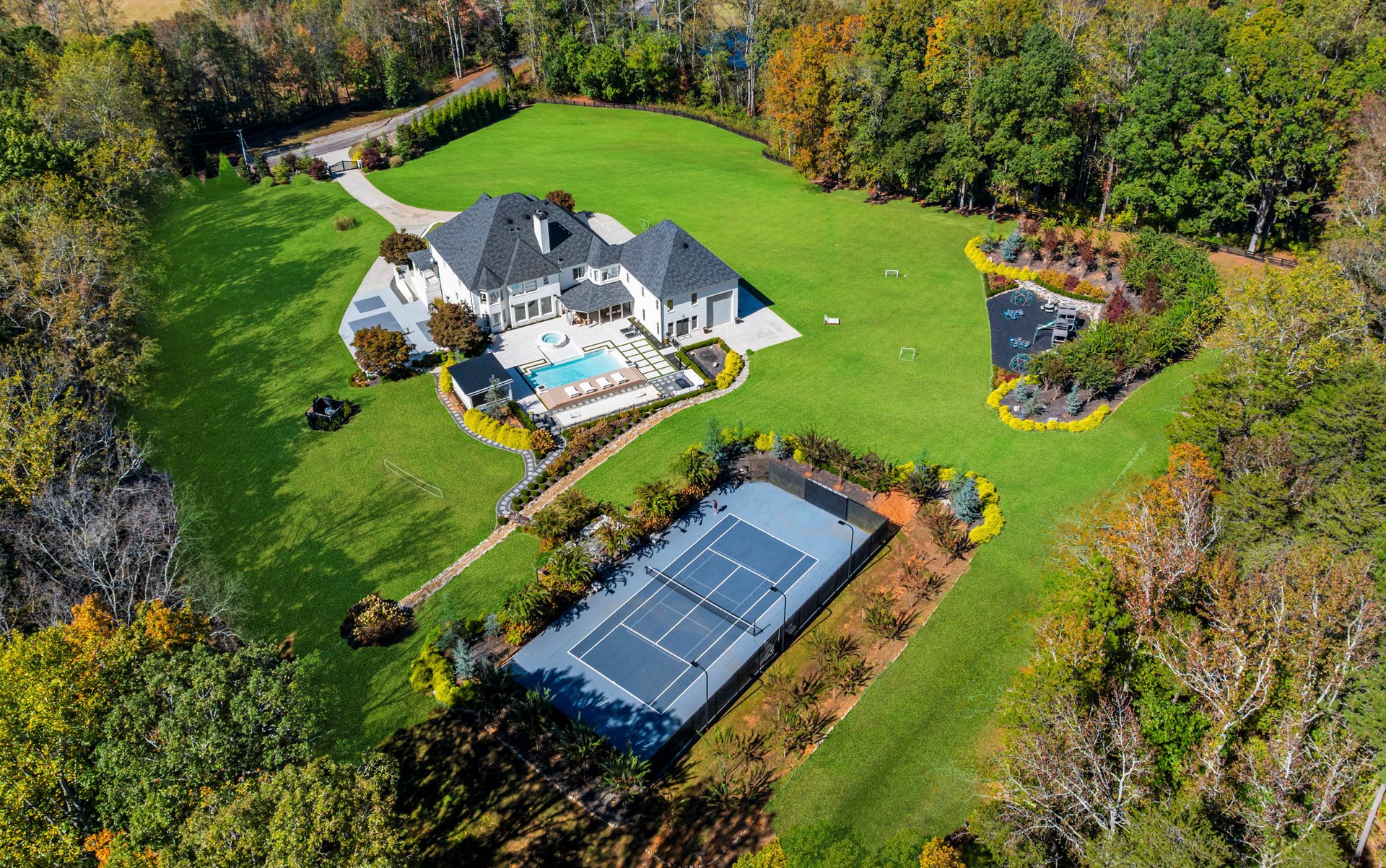 7160 Bennett Road