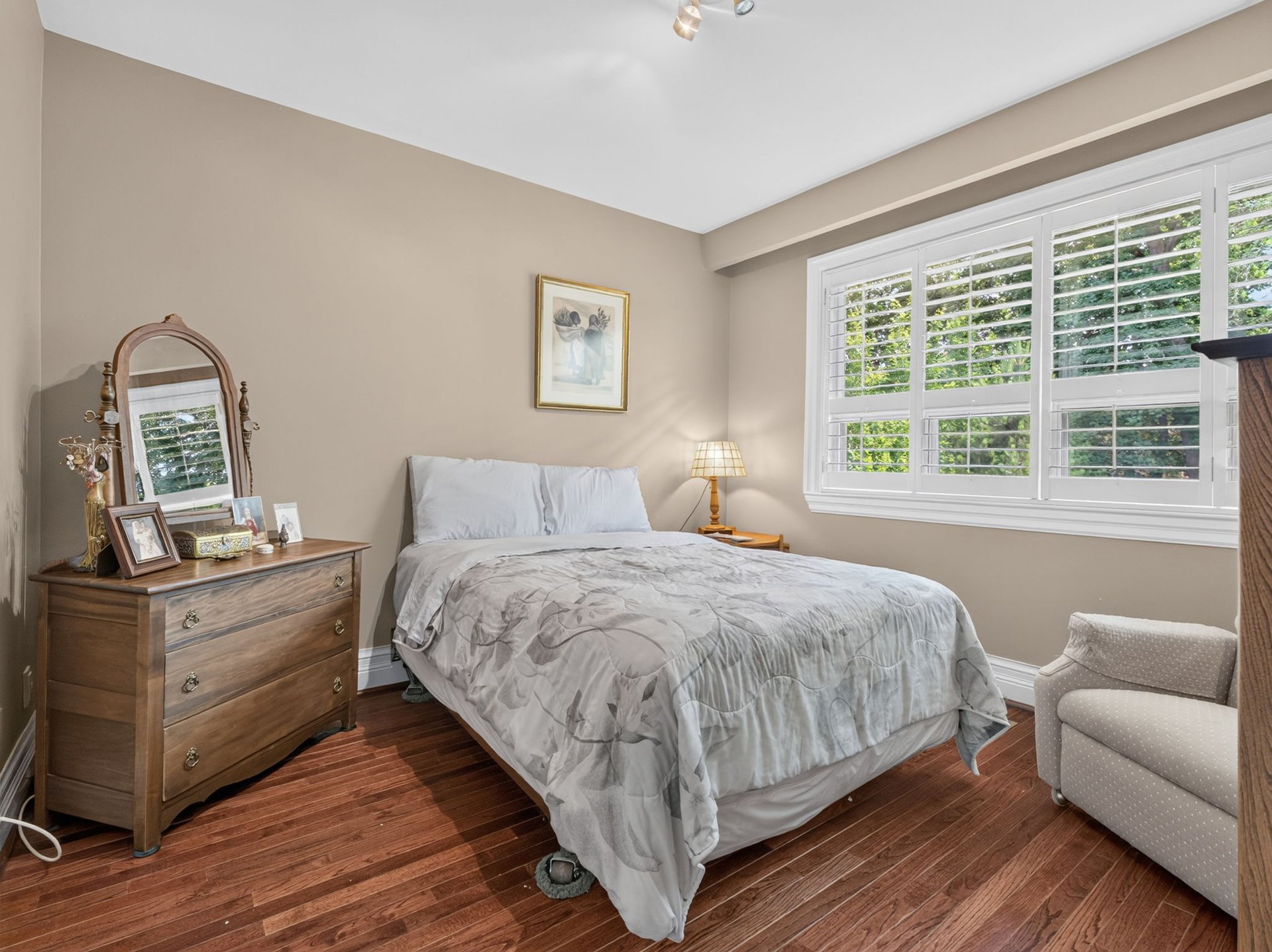 SOLD: Meticulously Maintained Residence