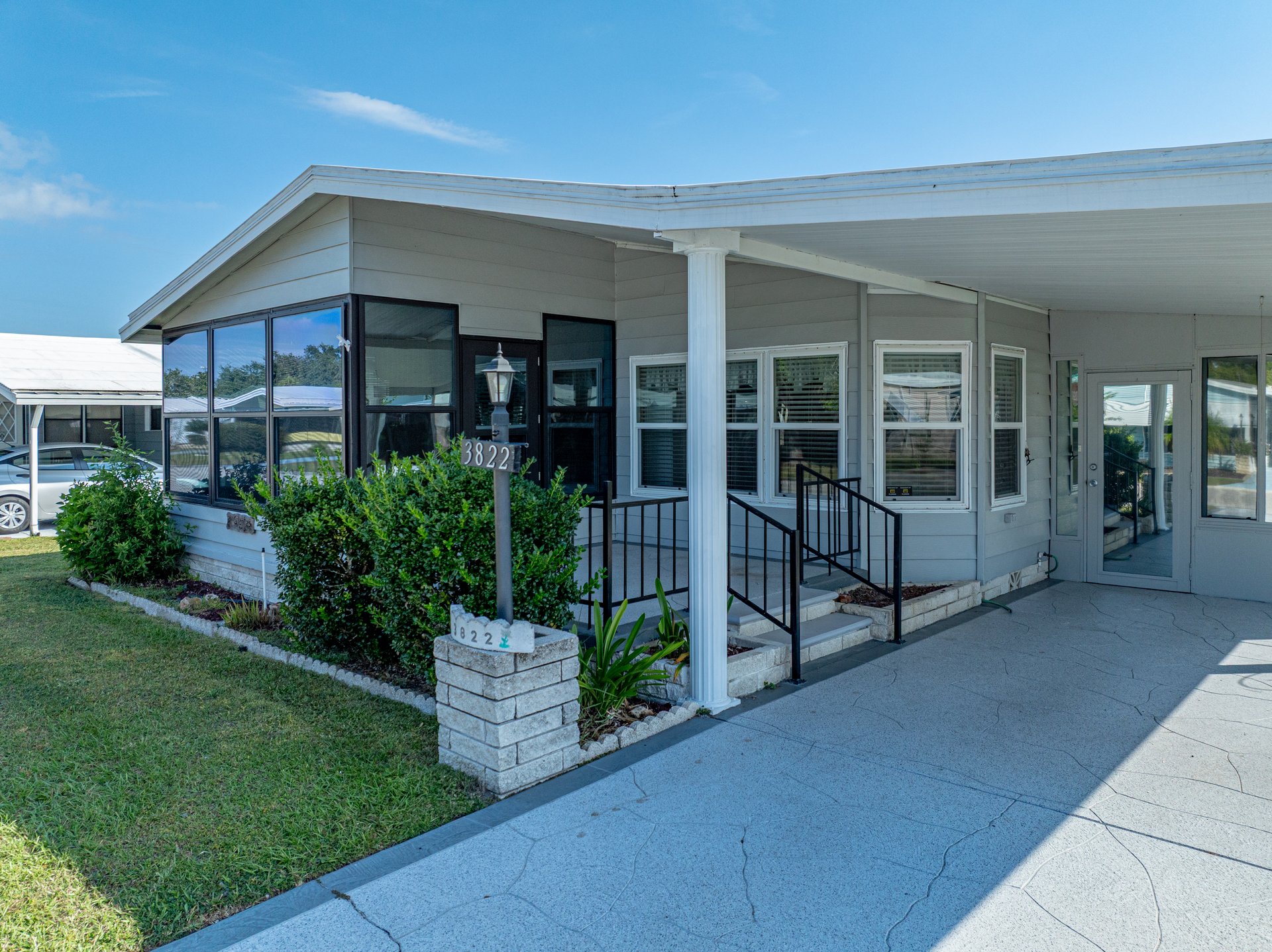 3822 DAMIAN DR