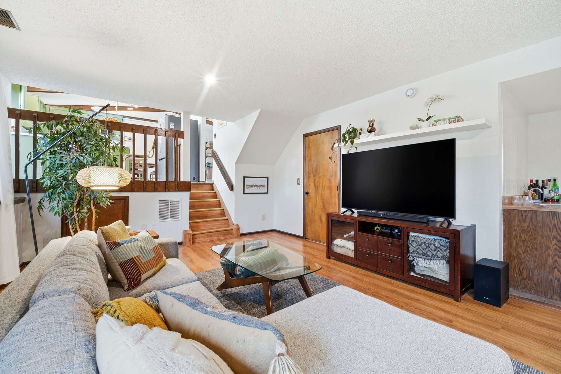 4055 Thundercloud Drive