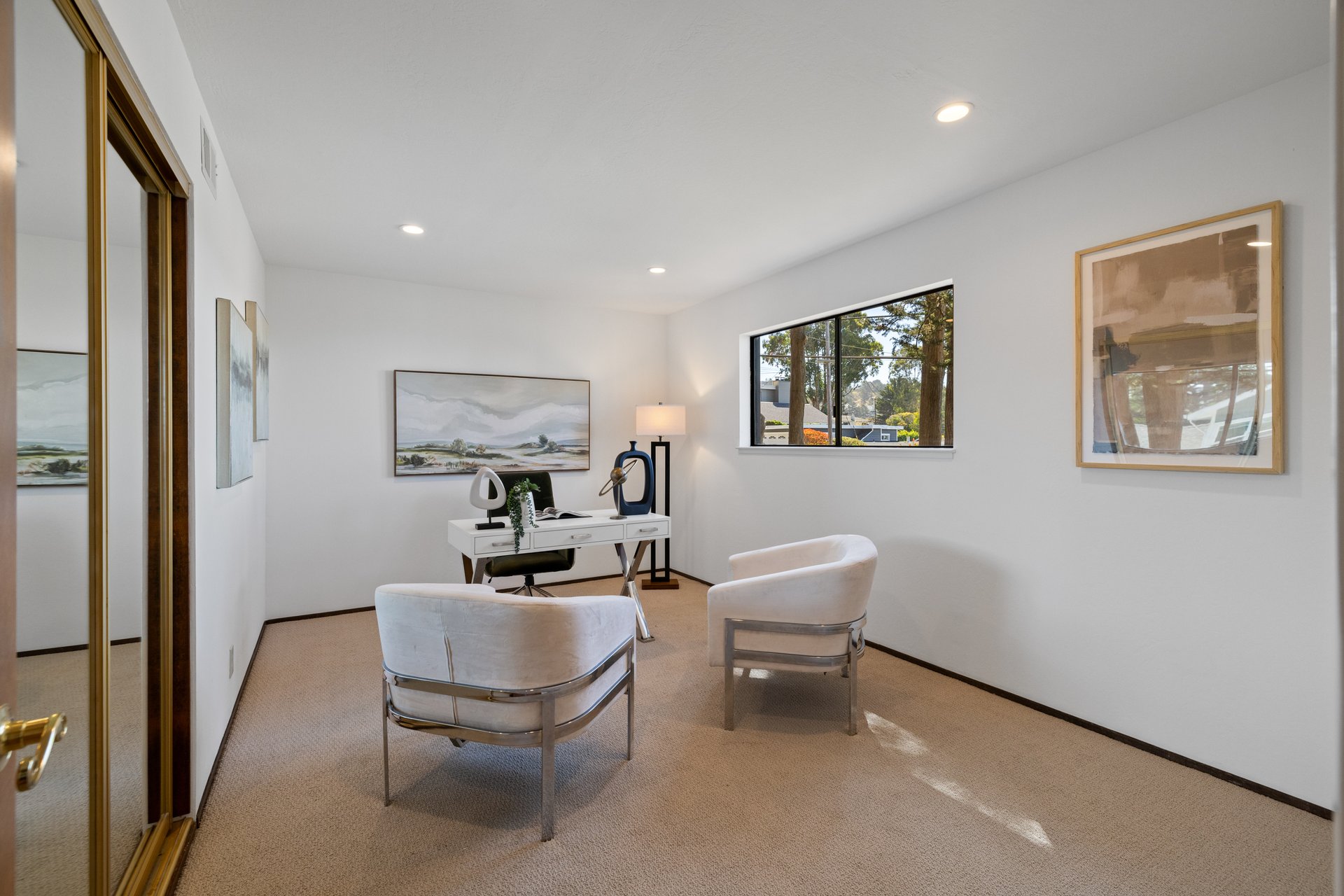 207 Beverly Pl