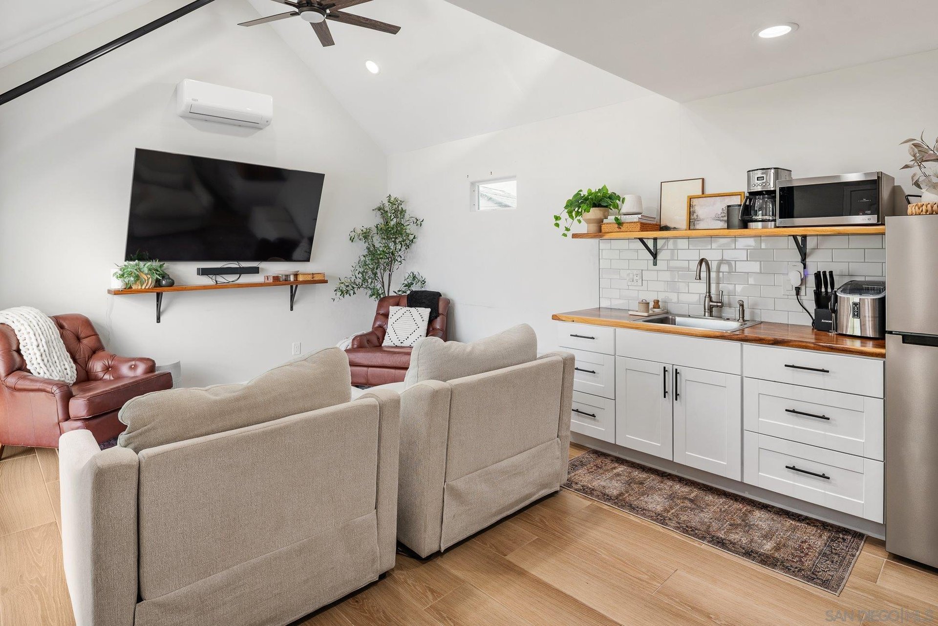 3491 Shawnee Rd san diego, CA 92117