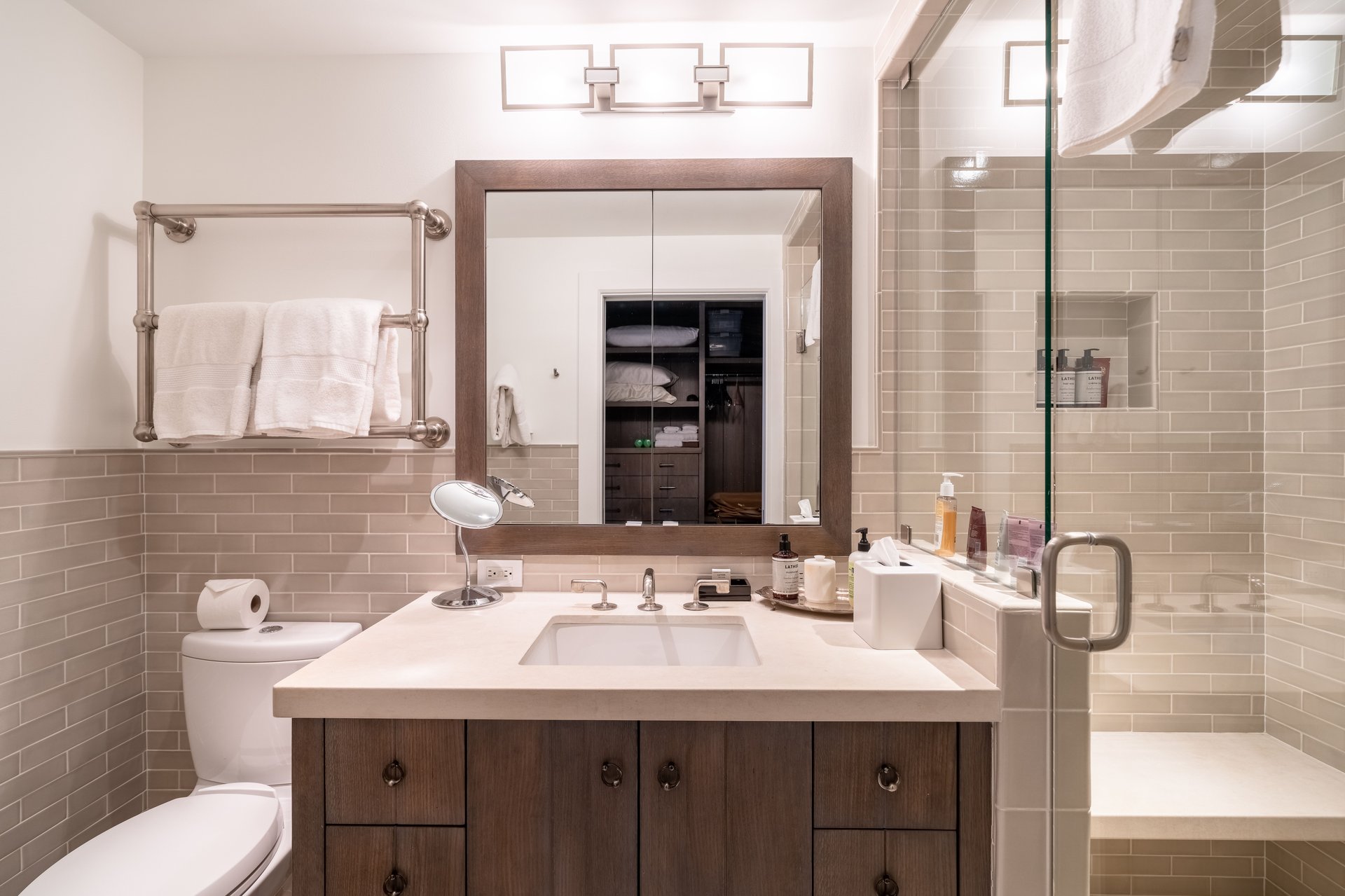 The Lodge at Vail Condominiums #332