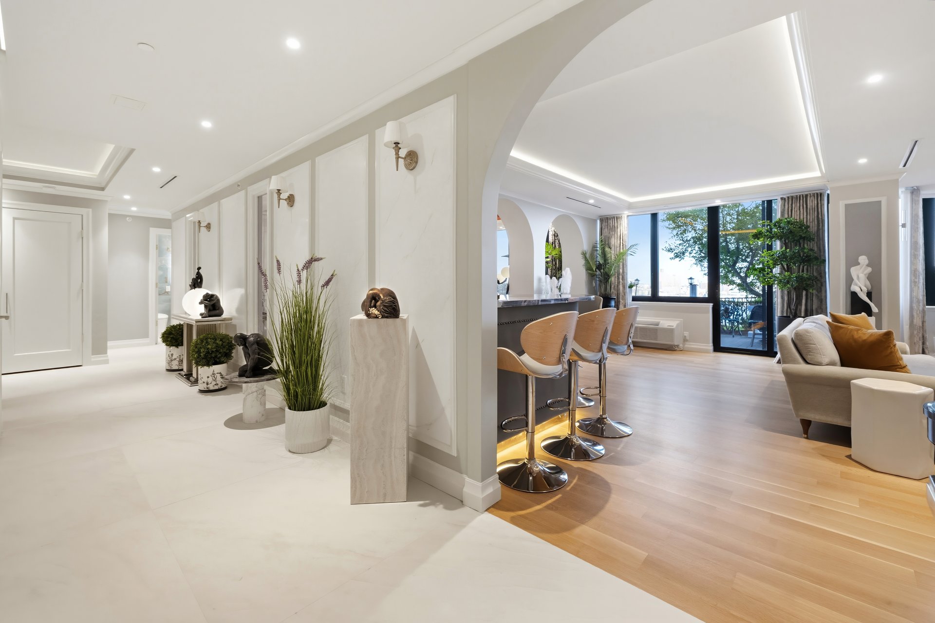 100 Carlyle Drive VG6