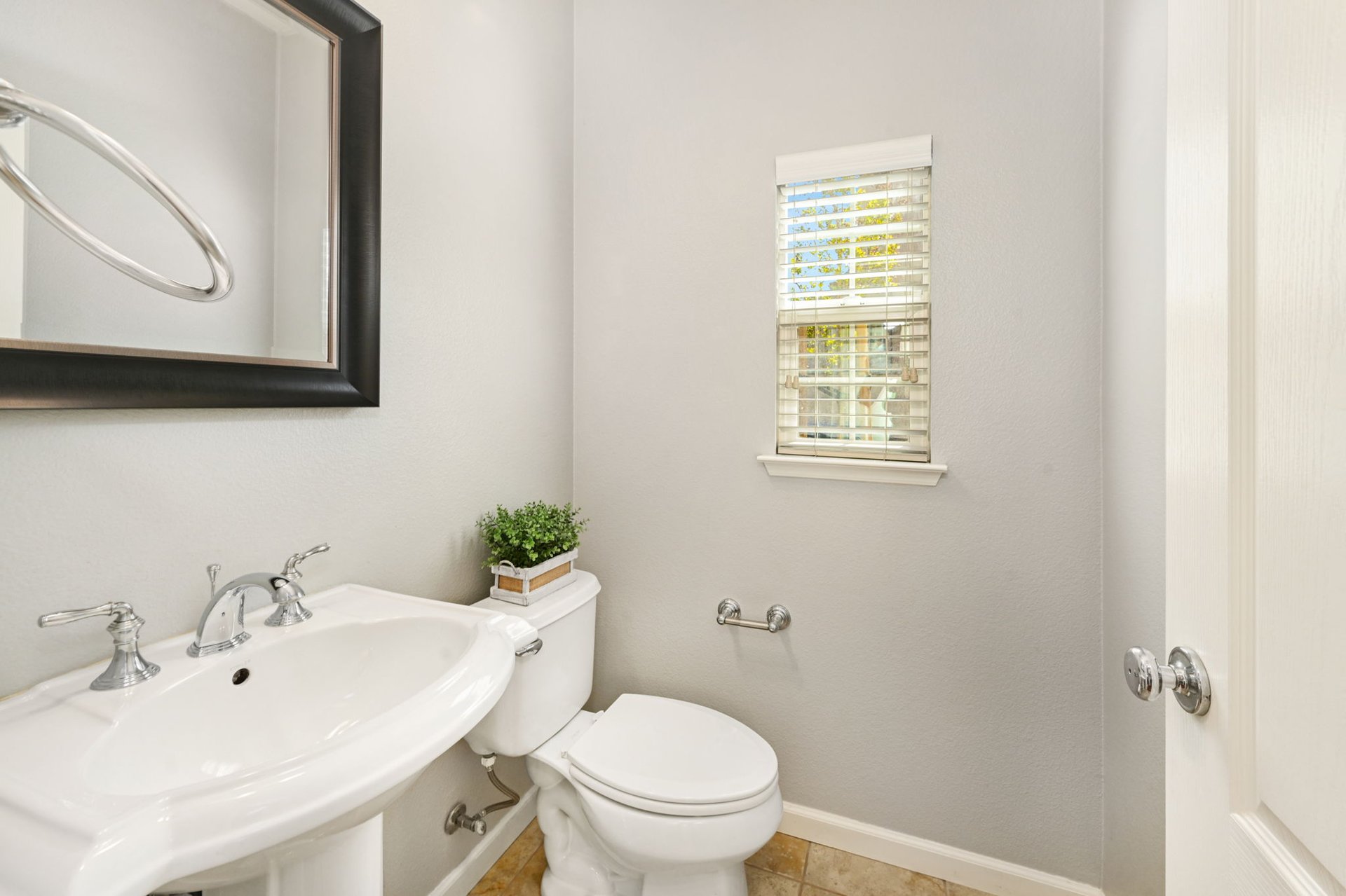 1600 Trailside Cir, Concord