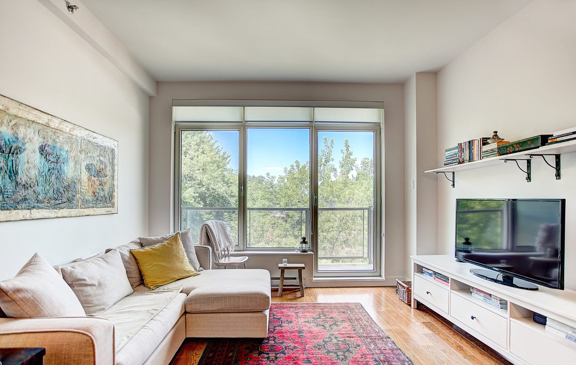 5865 Av. de Monkland, Apt. 302
